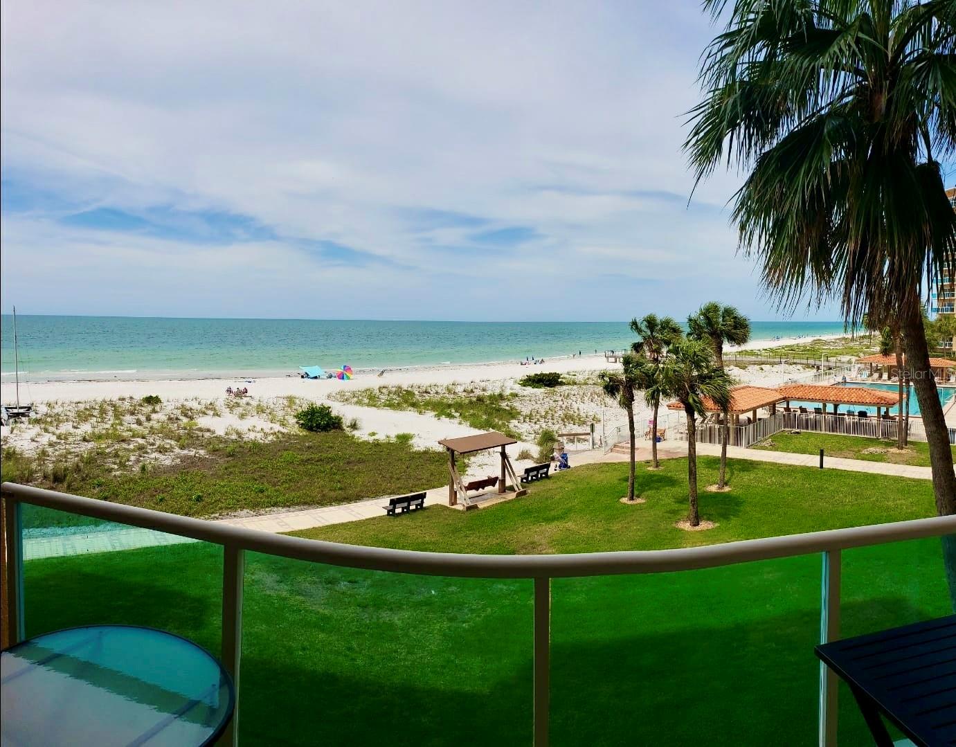 Image 24 of 45 For 880 Mandalay Avenue S205