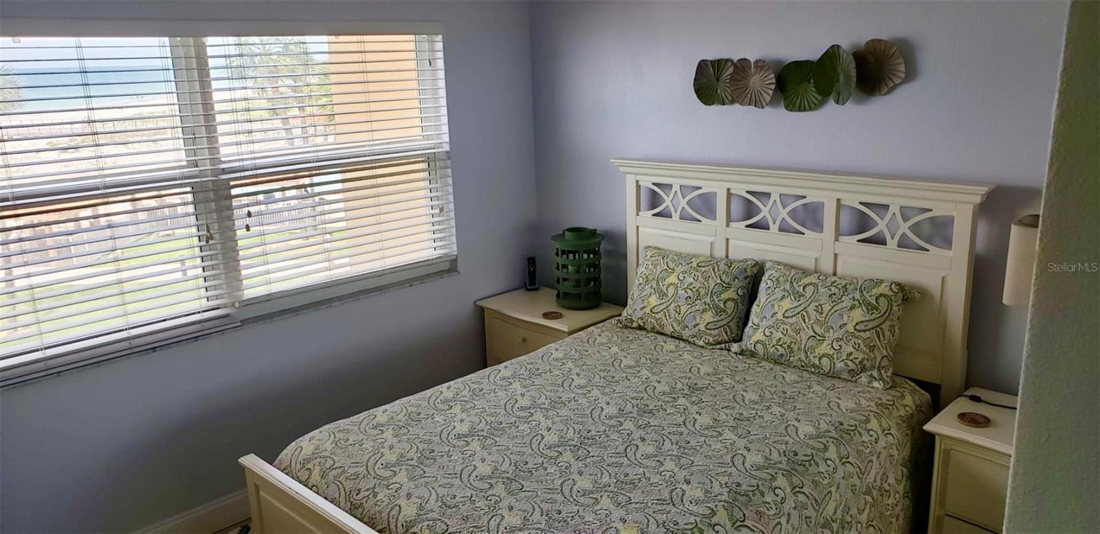 Image 25 of 45 For 880 Mandalay Avenue S205