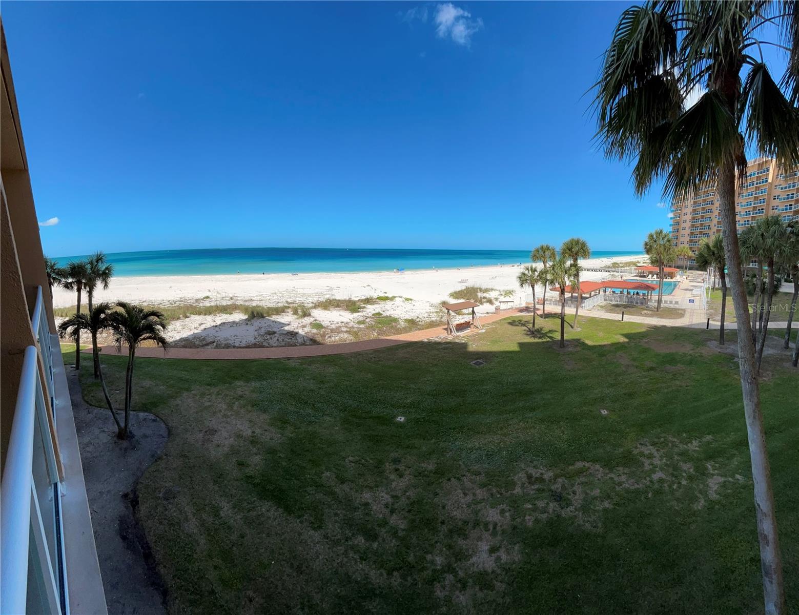 Image 37 of 45 For 880 Mandalay Avenue S205