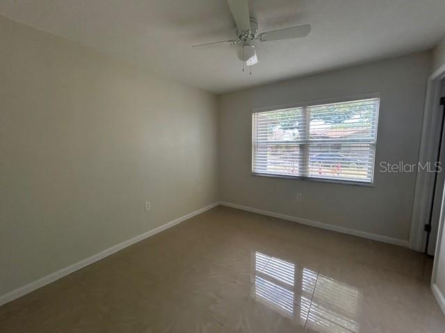 Image 15 of 35 For 6427 109th Avenue N