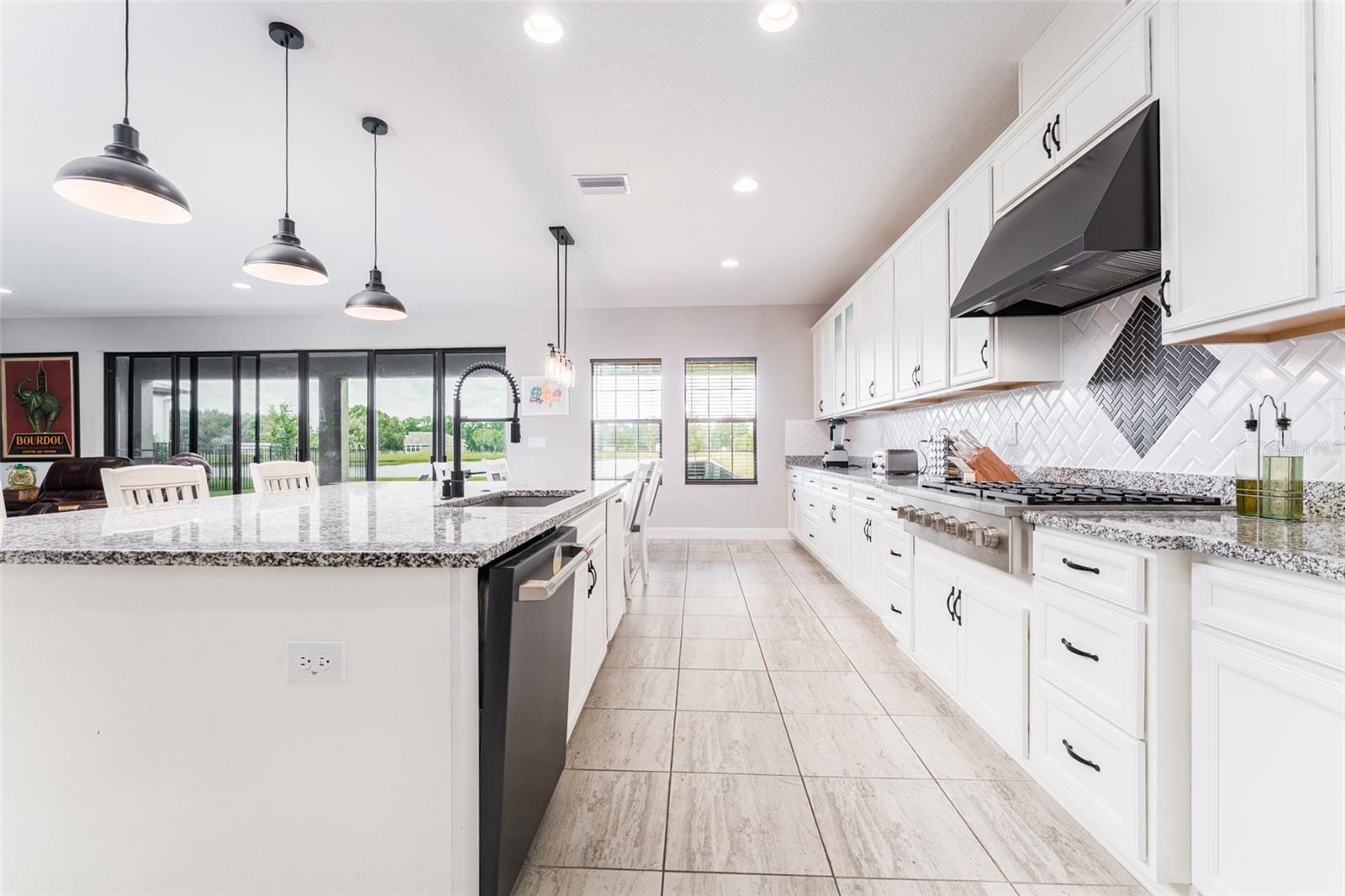 Image 10 of 49 For 14403 Woodland Spur Dr