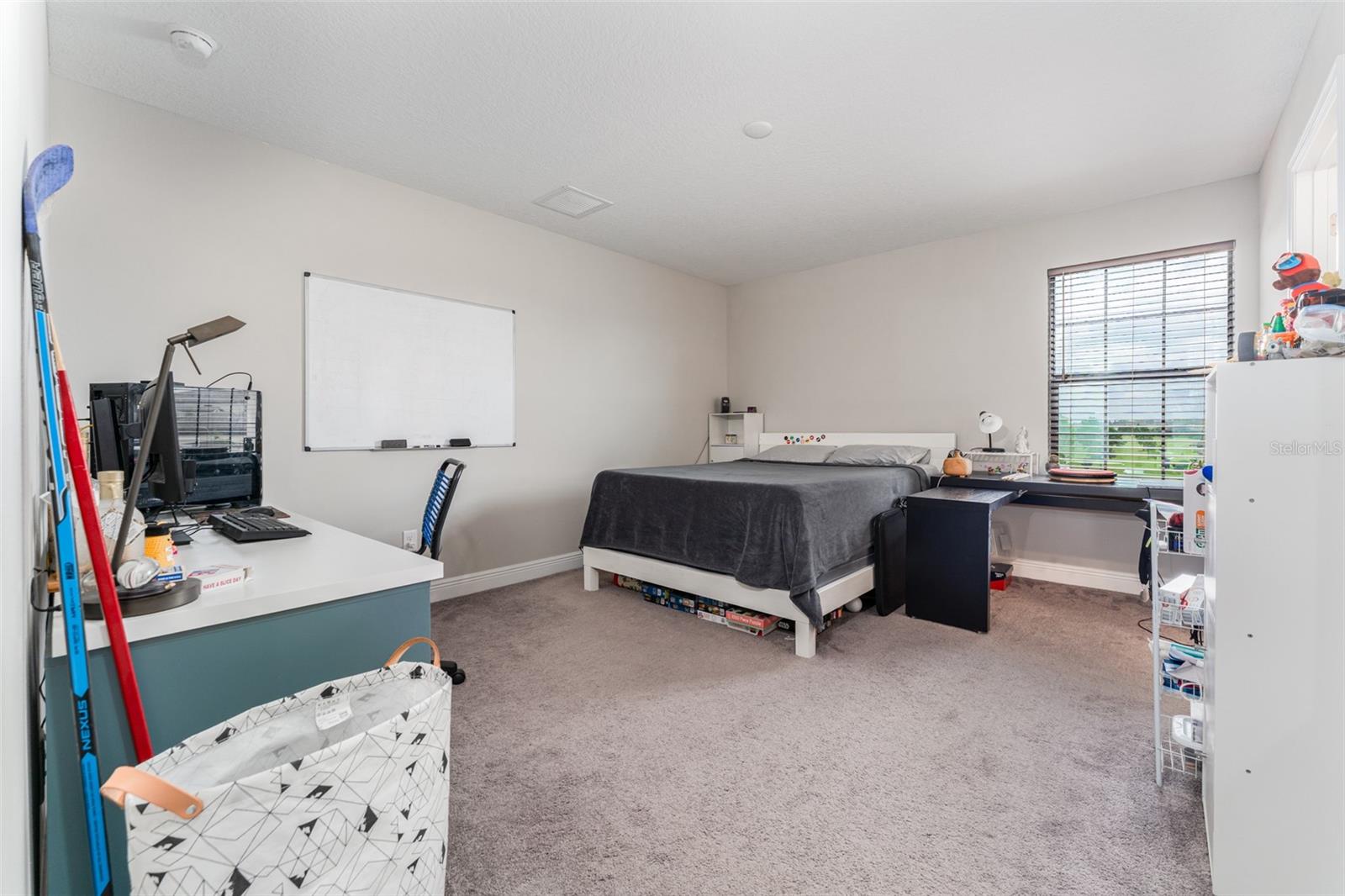 Image 27 of 49 For 14403 Woodland Spur Dr