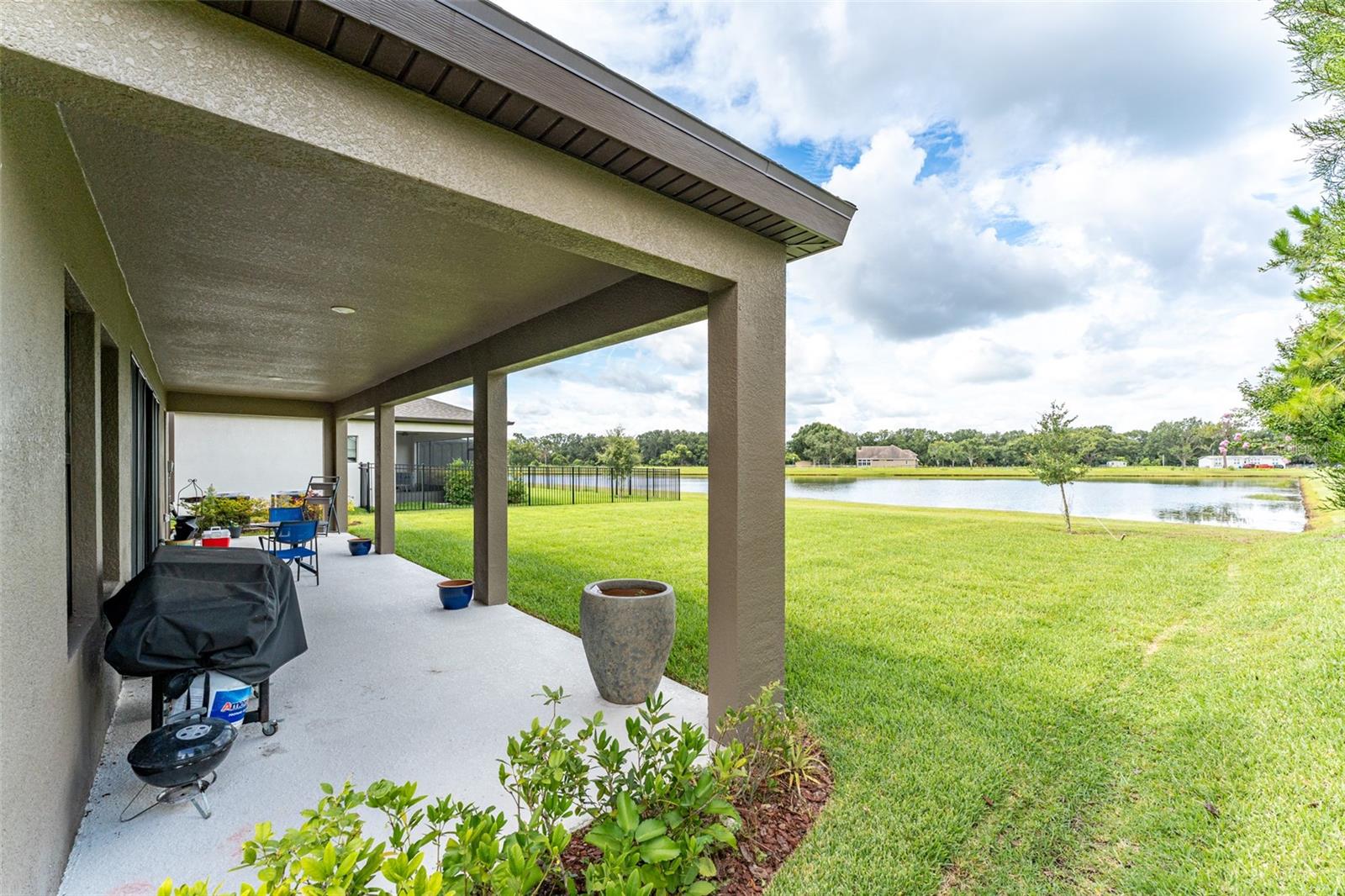 Image 35 of 49 For 14403 Woodland Spur Dr