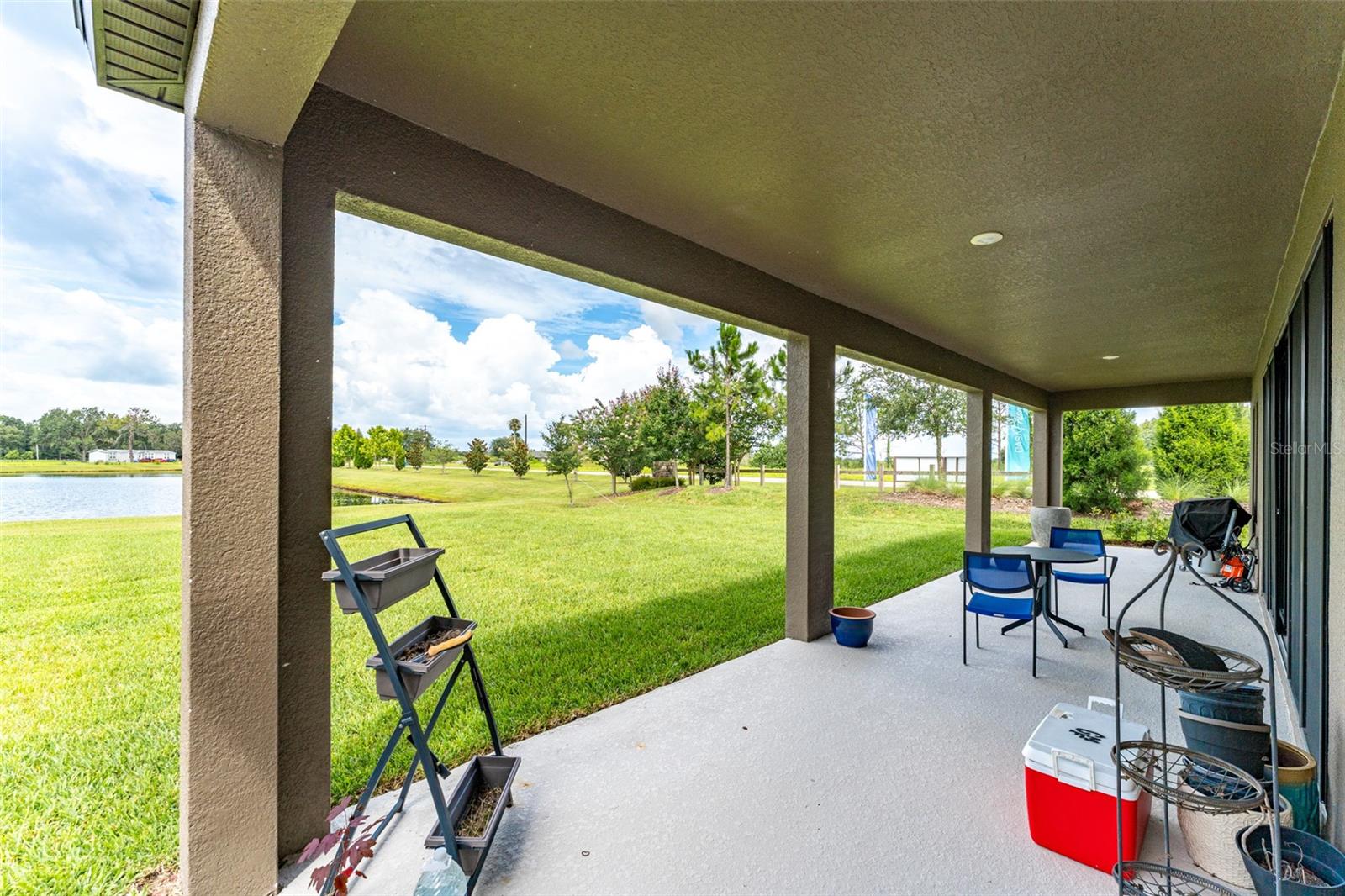 Image 37 of 49 For 14403 Woodland Spur Dr