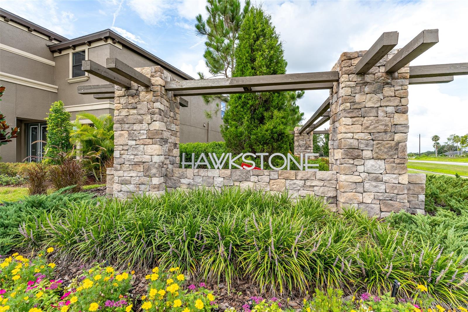 Image 6 of 49 For 14403 Woodland Spur Dr