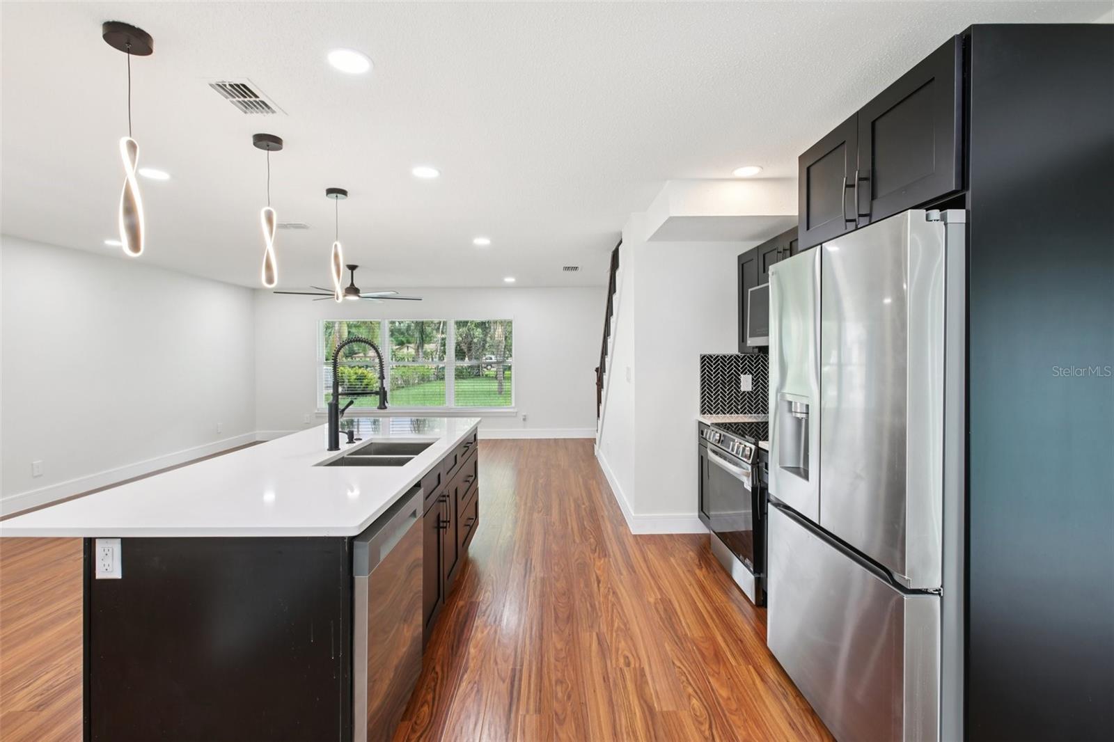 Image 11 of 72 For 226 Willowick Avenue