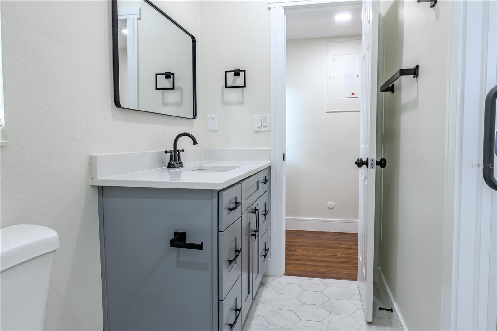 Image 39 of 72 For 226 Willowick Avenue