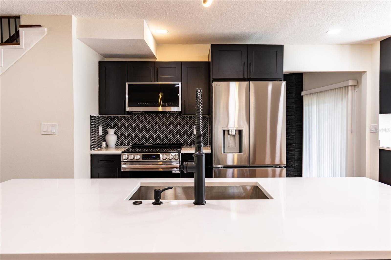 Image 5 of 72 For 226 Willowick Avenue