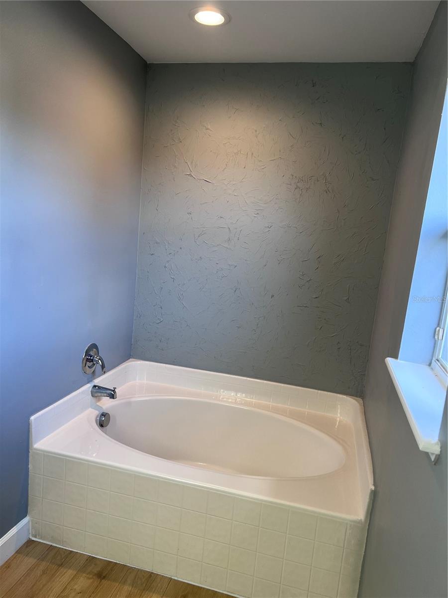 Image 14 of 28 For 5410 Treig Lane