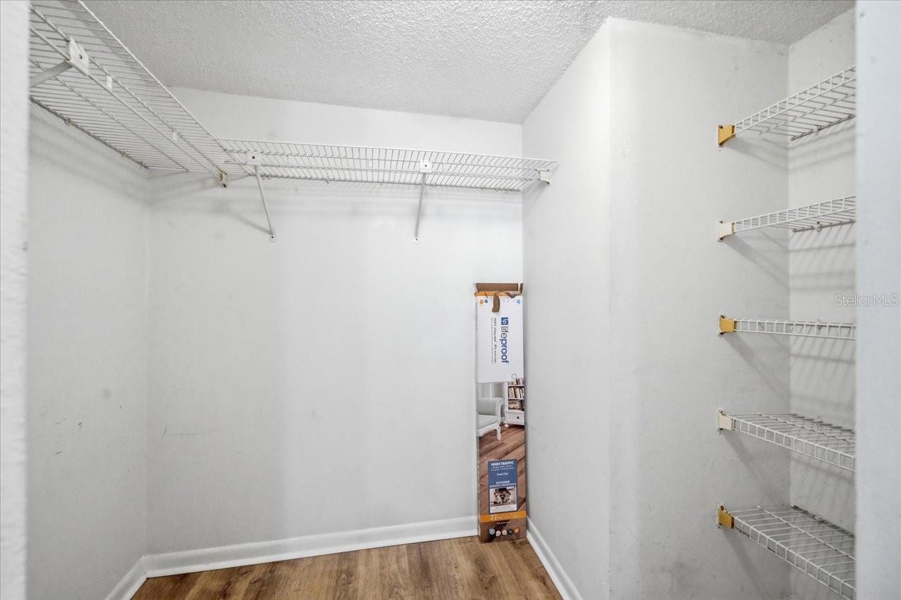 Image 21 of 38 For 3399 Mermoor Drive 101