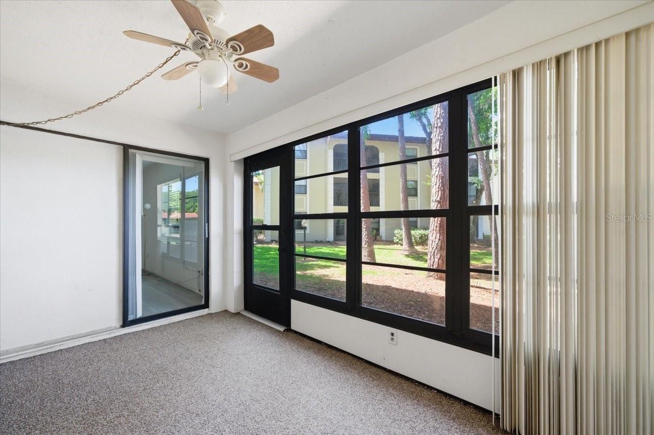 Image 28 of 38 For 3399 Mermoor Drive 101