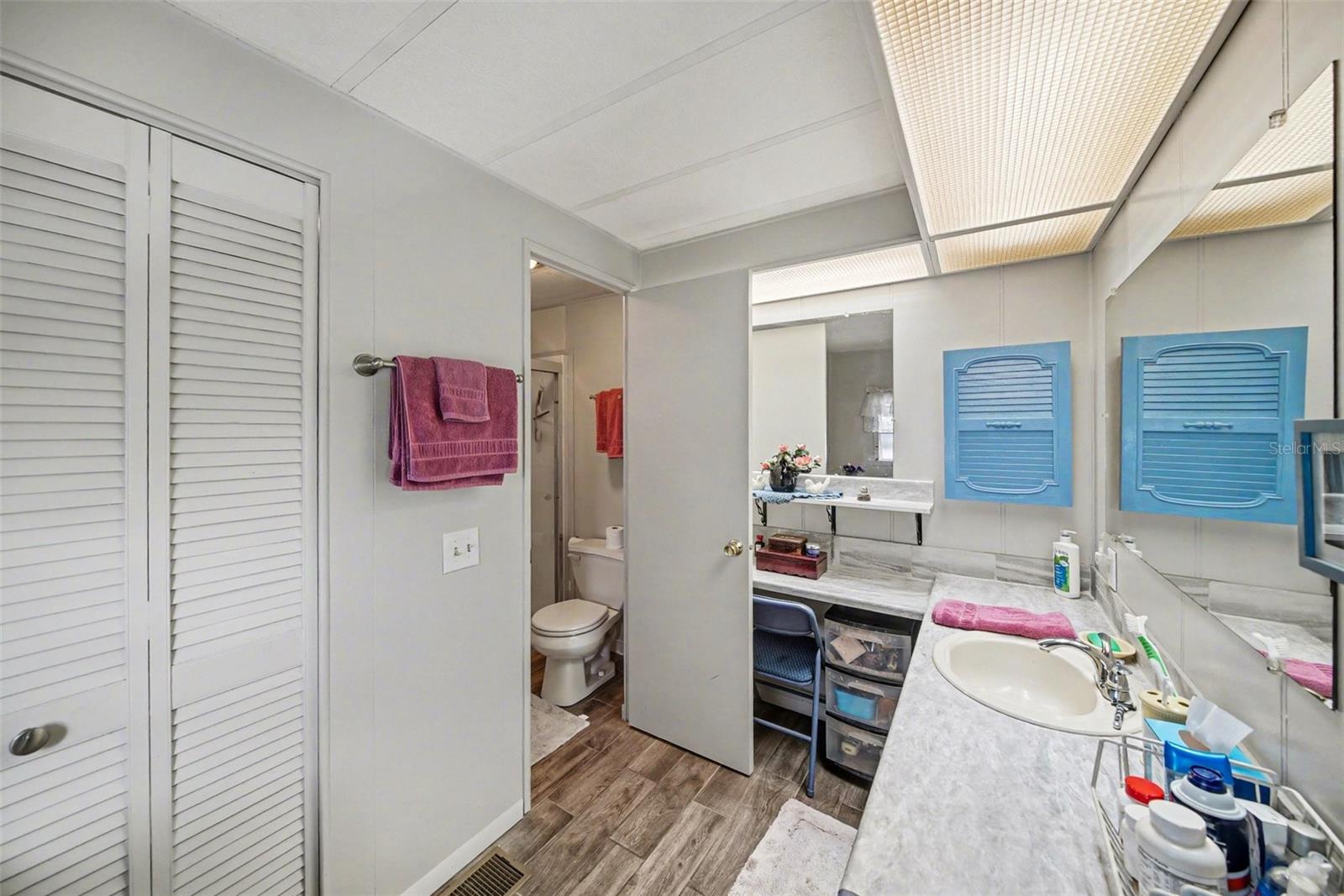 Image 17 of 33 For 12501 Ulmerton Road 33