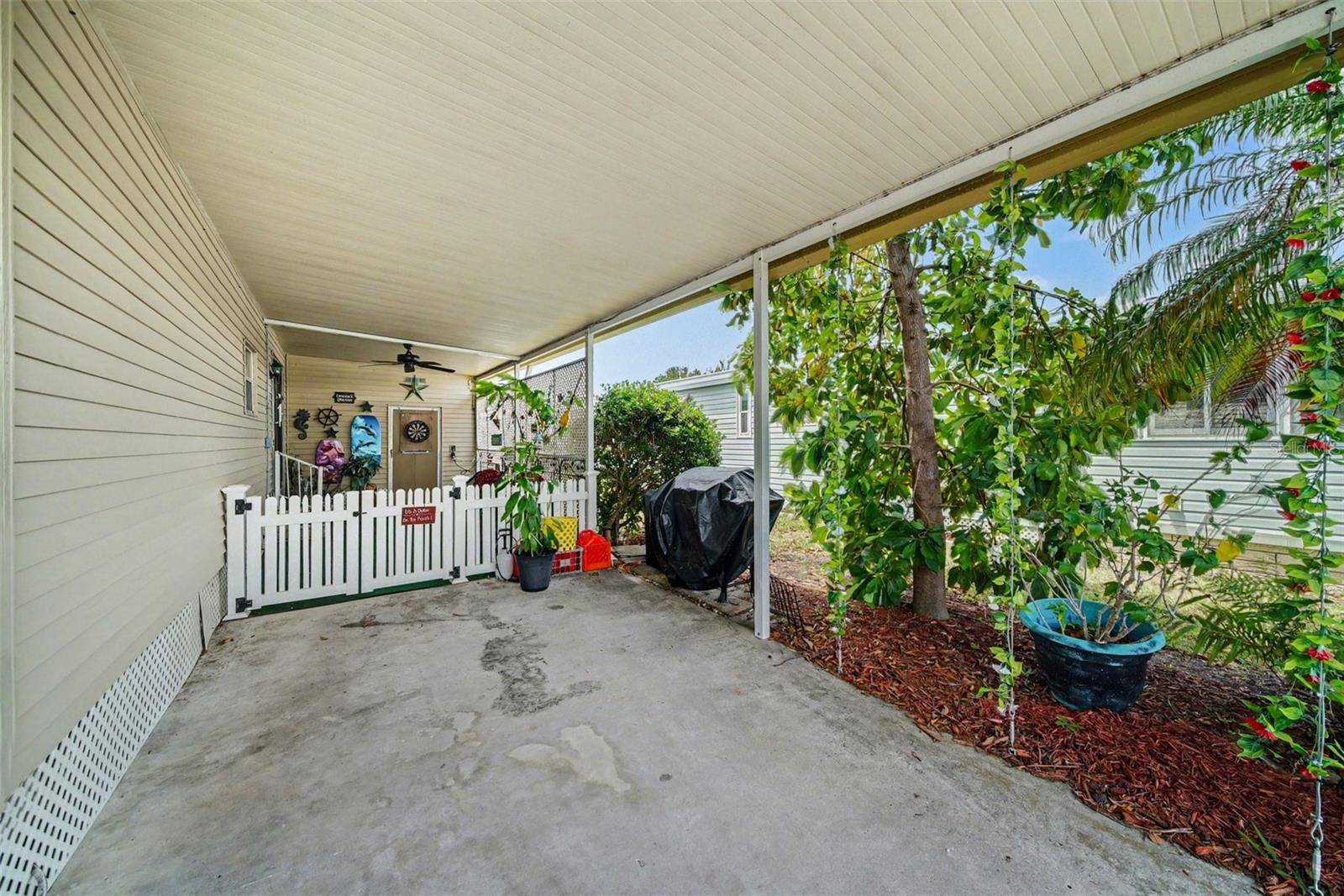 Image 21 of 33 For 12501 Ulmerton Road 33