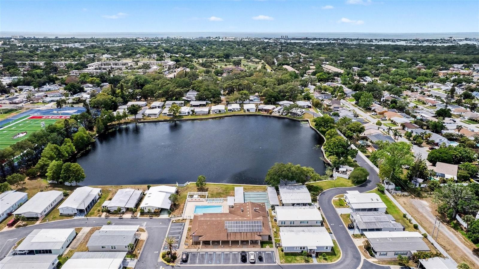 Image 25 of 33 For 12501 Ulmerton Road 33