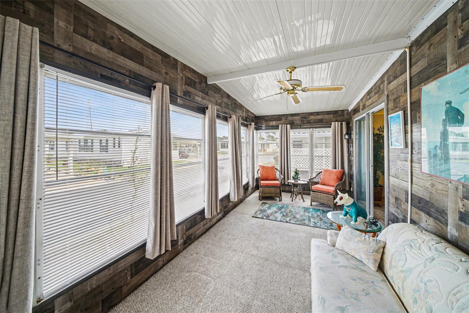 Image 3 of 33 For 12501 Ulmerton Road 33