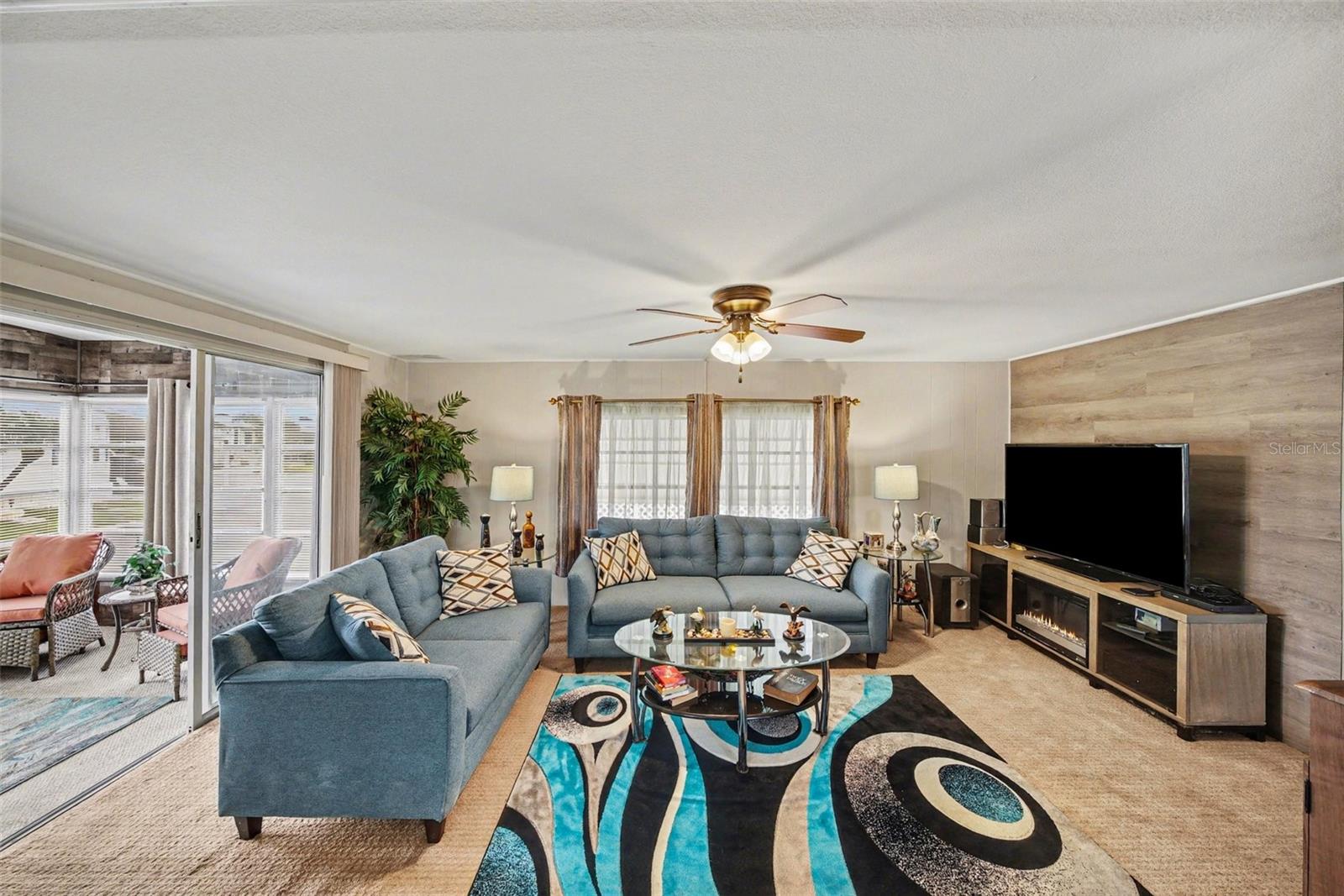 Image 6 of 33 For 12501 Ulmerton Road 33