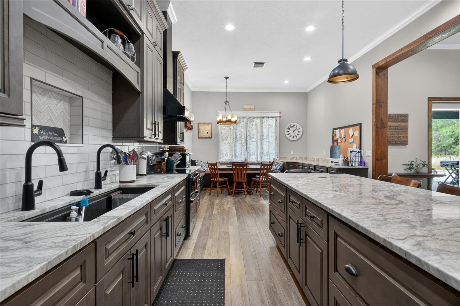 Image 12 of 68 For 2851 Bruton Road