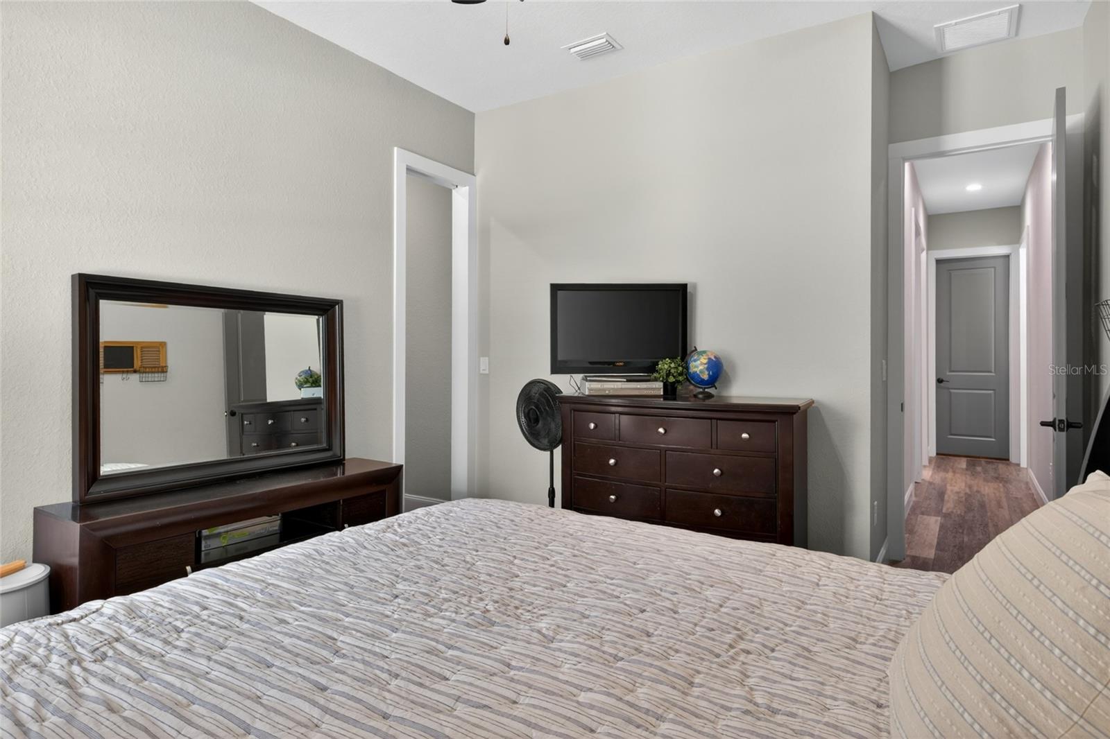 Image 18 of 68 For 2851 Bruton Road