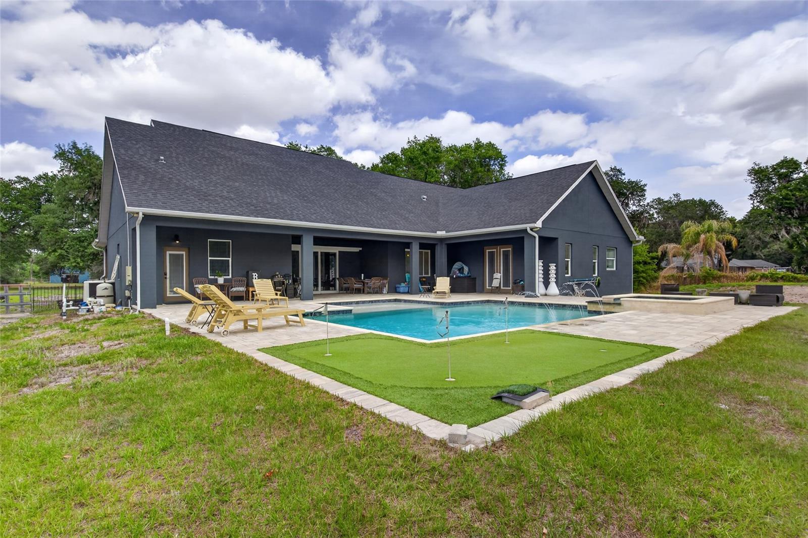 Image 56 of 68 For 2851 Bruton Road