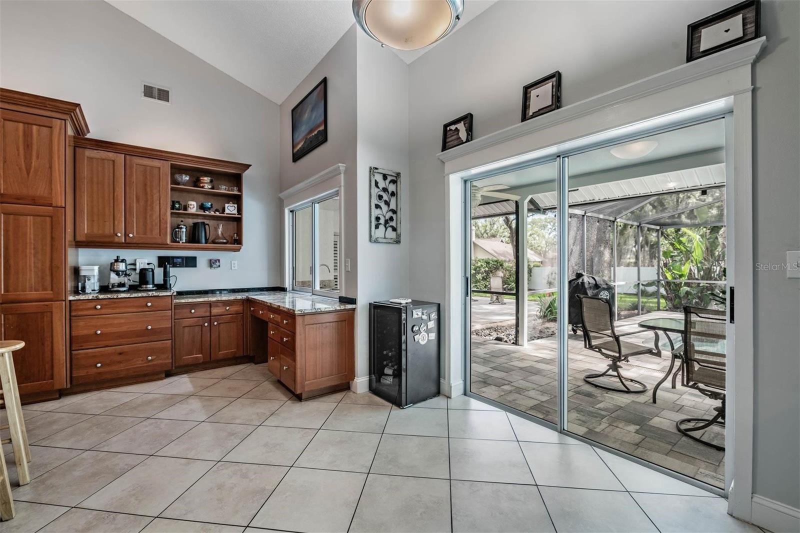 Image 21 of 45 For 2542 Mason Oaks Drive