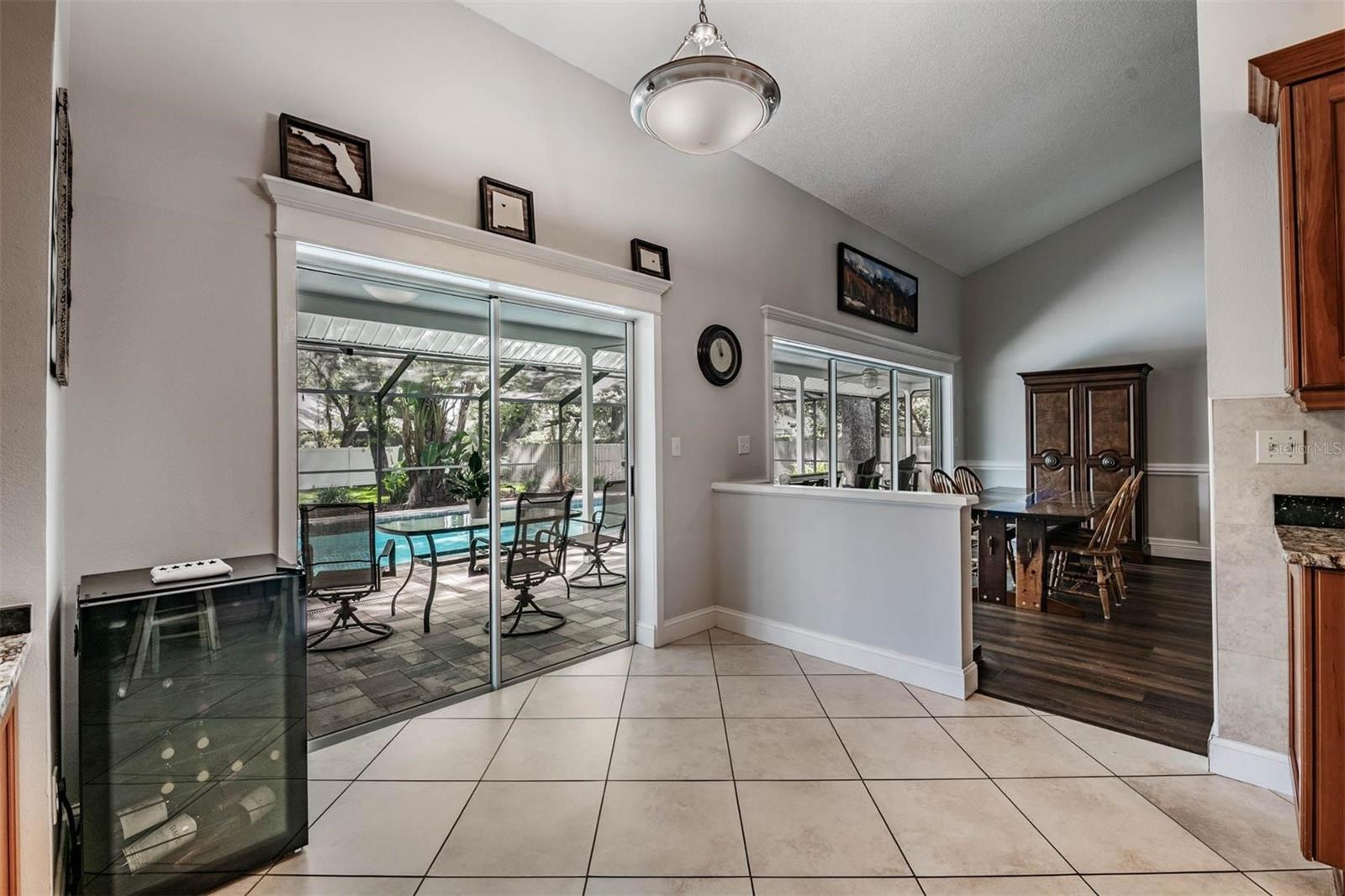 Image 22 of 45 For 2542 Mason Oaks Drive