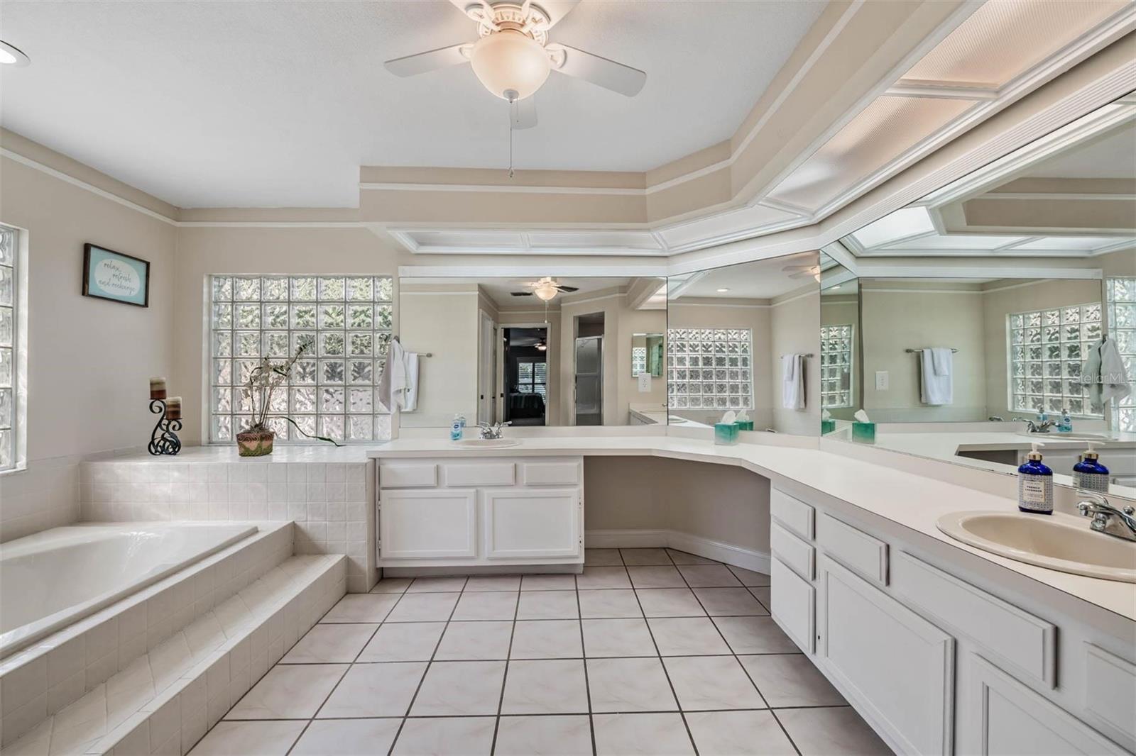 Image 25 of 45 For 2542 Mason Oaks Drive