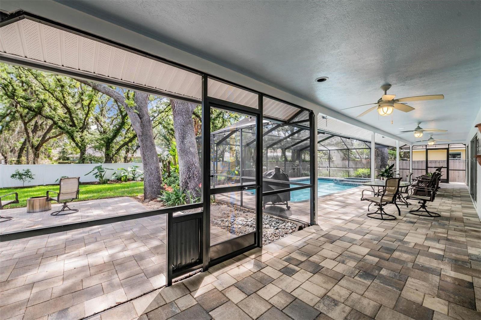 Image 39 of 45 For 2542 Mason Oaks Drive