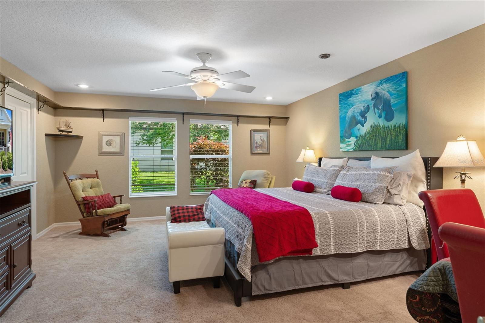 Image 37 of 75 For 102 Whitewood Street