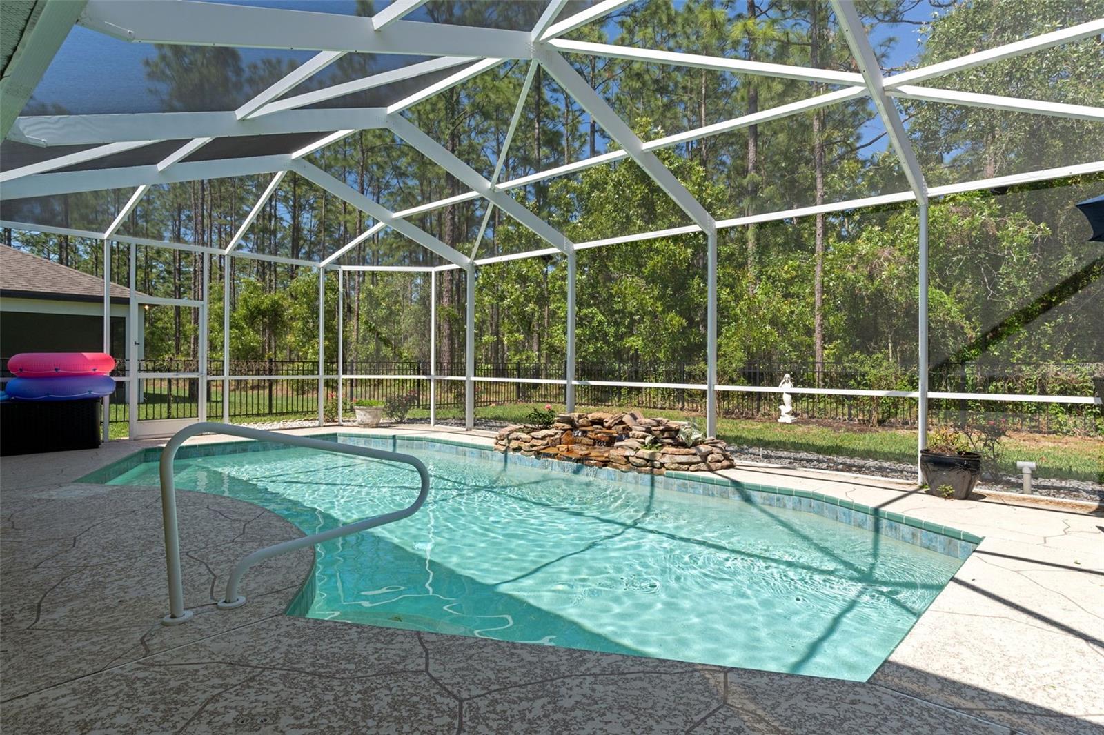 Image 57 of 75 For 102 Whitewood Street