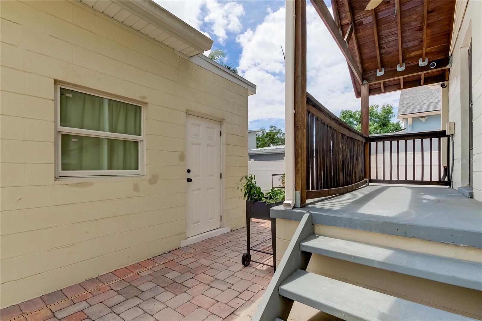 Image 13 of 17 For 7214 Desoto Street