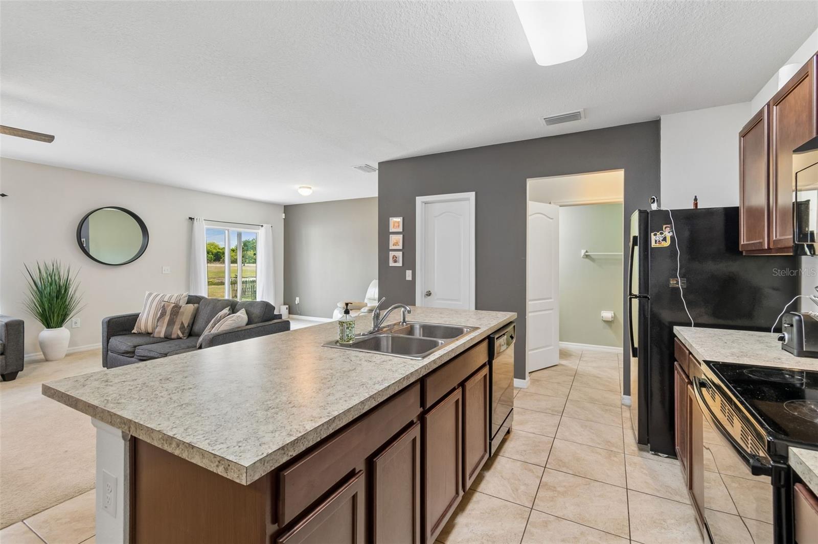 Image 6 of 57 For 11926 Grand Kempston Drive