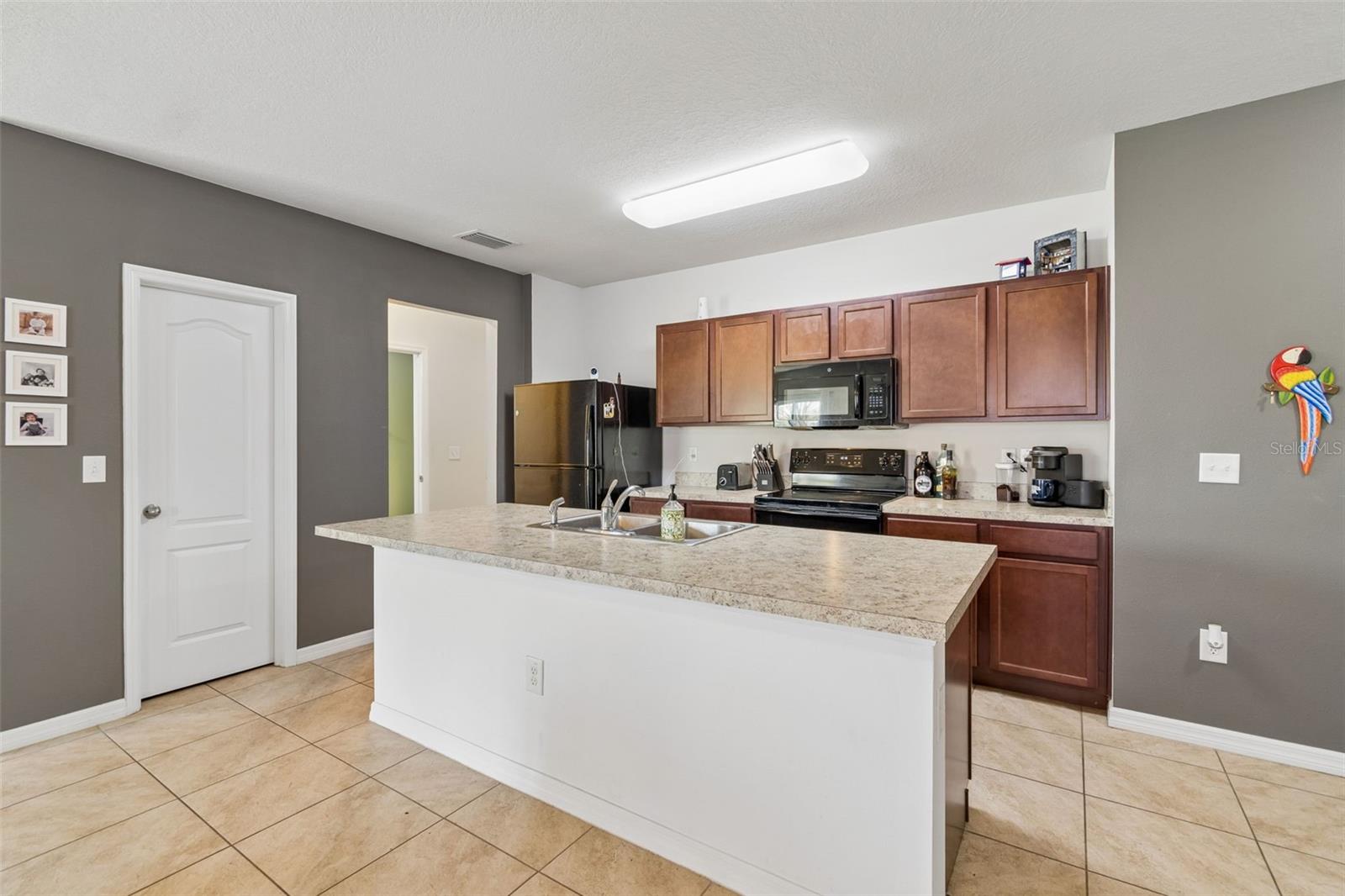 Image 7 of 57 For 11926 Grand Kempston Drive