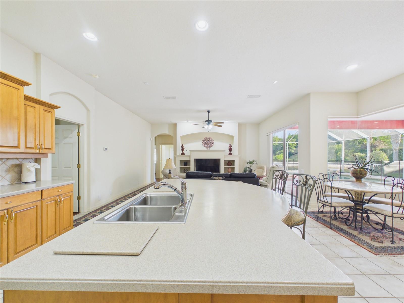 Image 26 of 91 For 10207 Estuary Drive