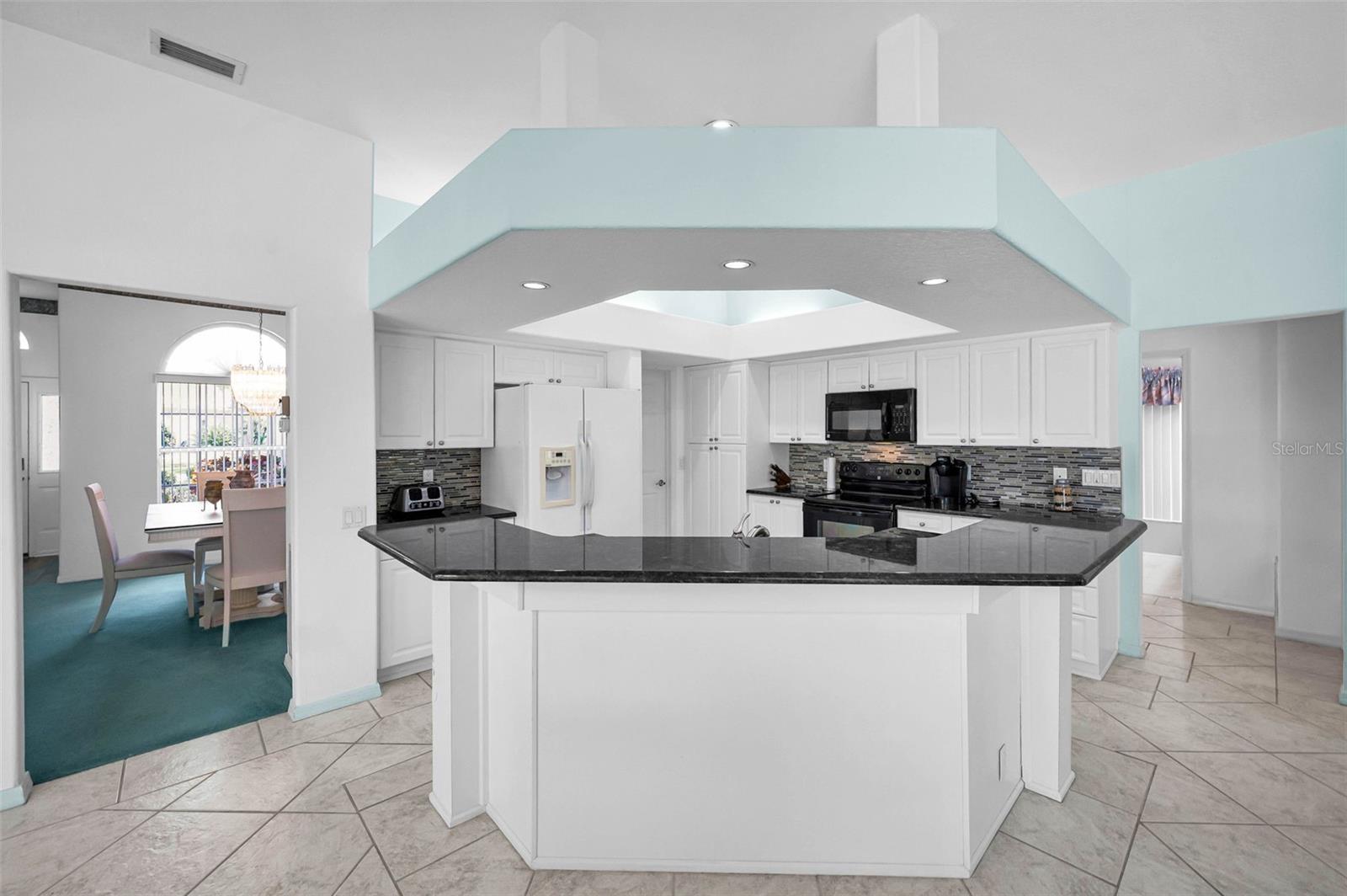 Image 15 of 56 For 3423 Foxhall Drive