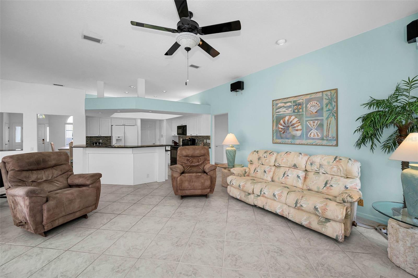 Image 25 of 56 For 3423 Foxhall Drive