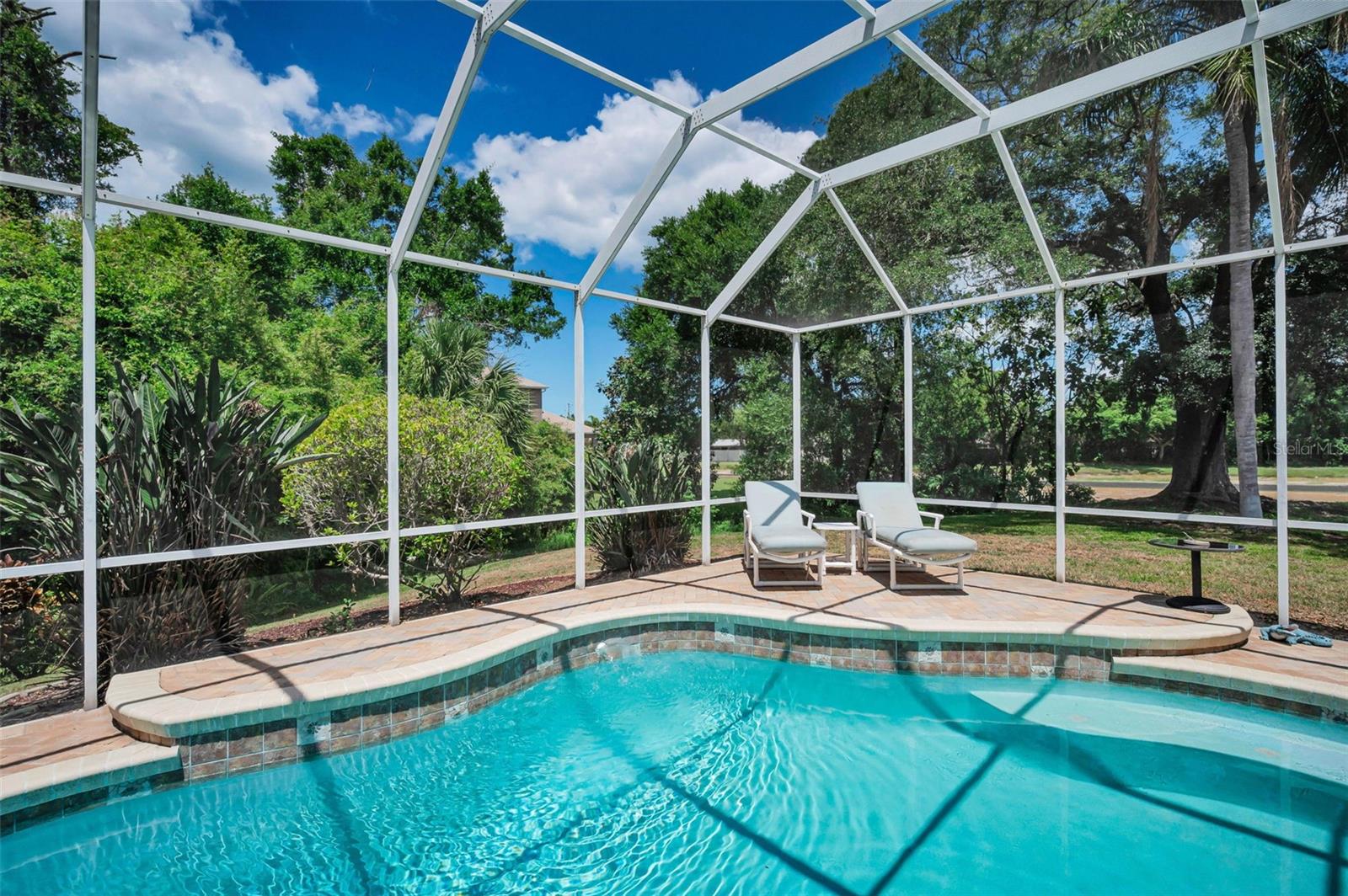 Image 42 of 56 For 3423 Foxhall Drive