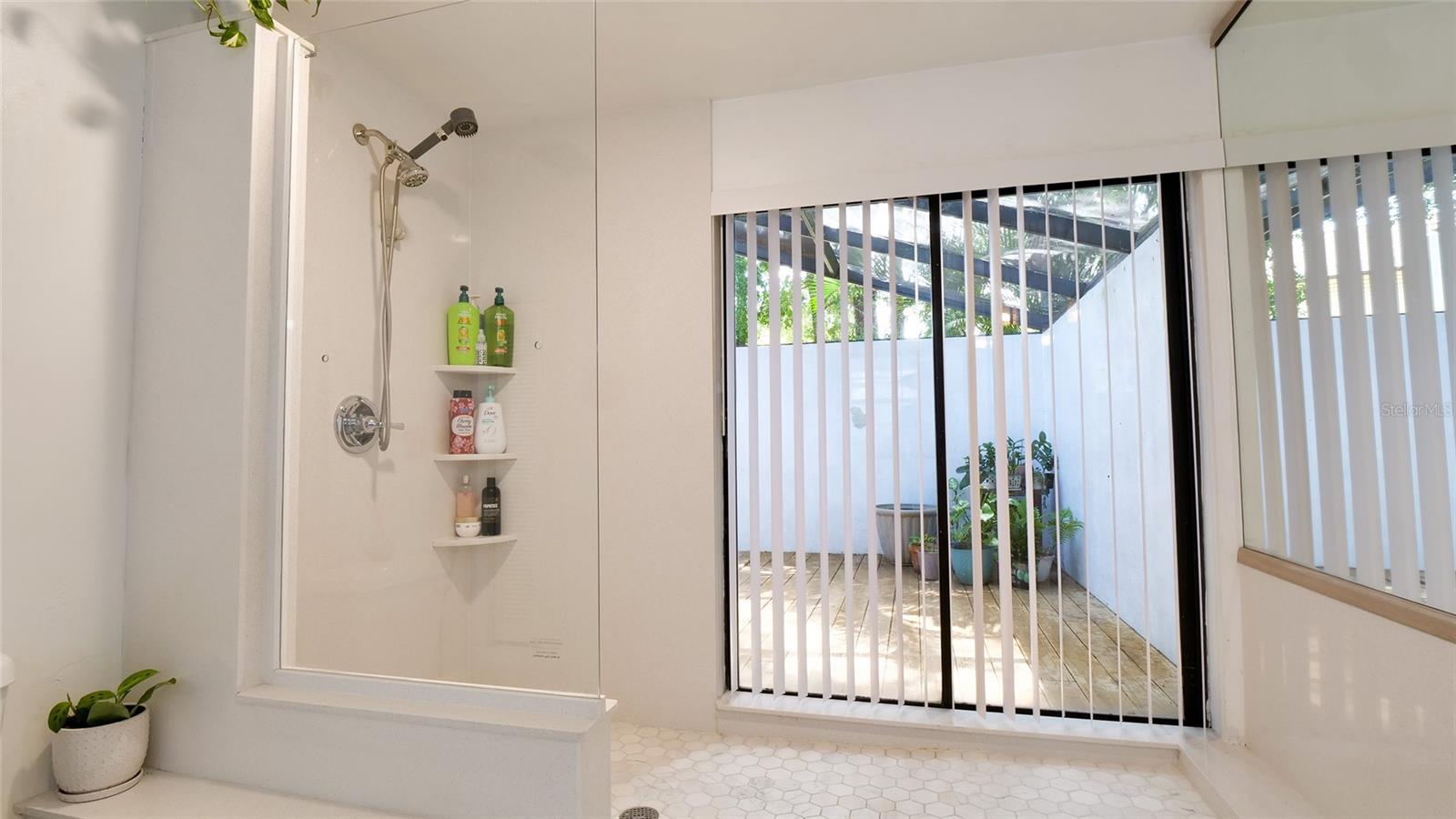 Image 12 of 57 For 1307 Normandy Circle