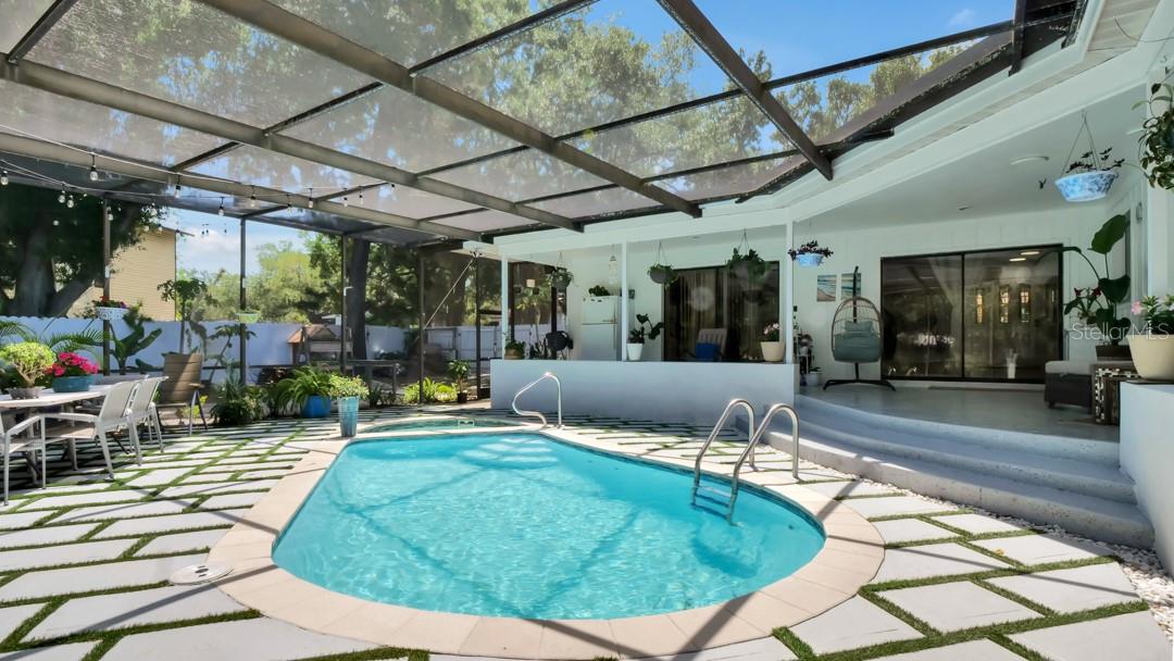 Image 16 of 57 For 1307 Normandy Circle