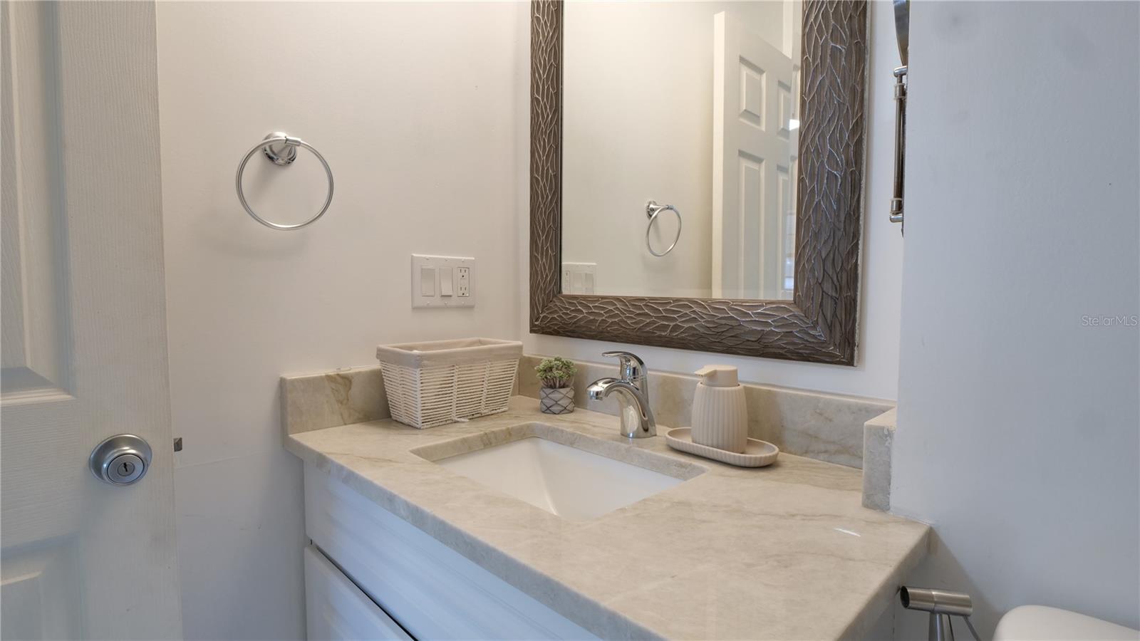 Image 21 of 57 For 1307 Normandy Circle