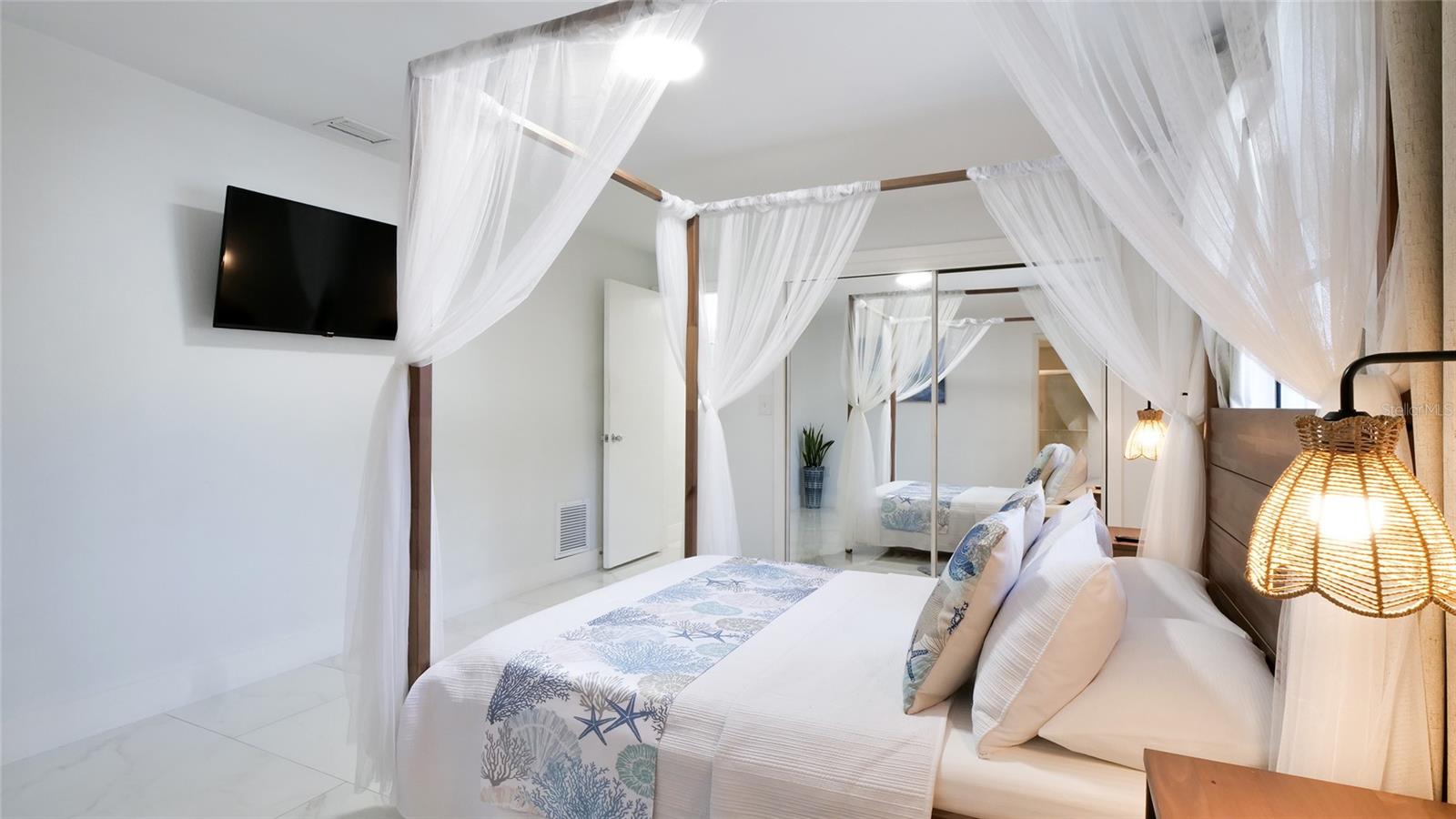 Image 22 of 57 For 1307 Normandy Circle