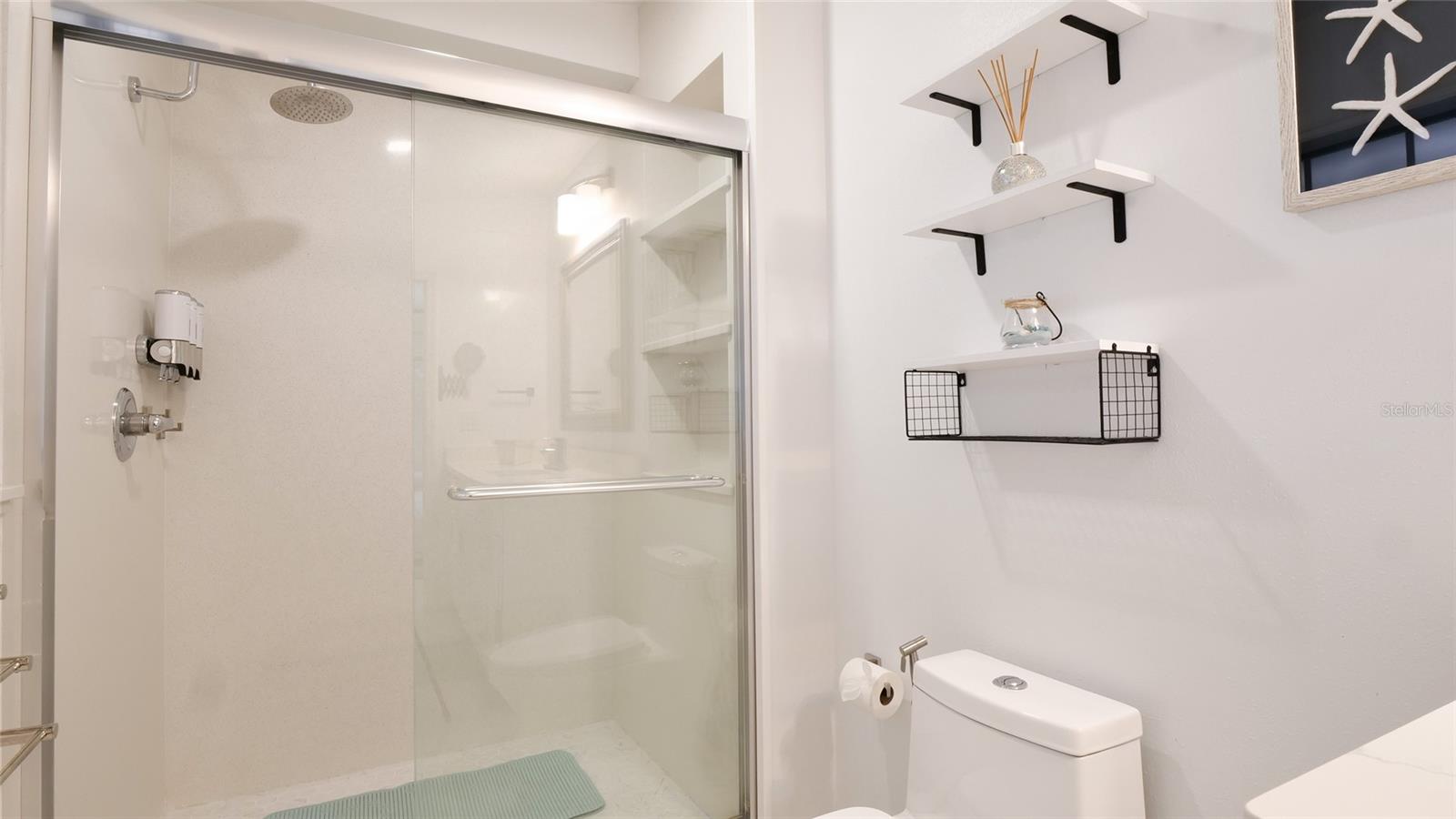 Image 27 of 57 For 1307 Normandy Circle