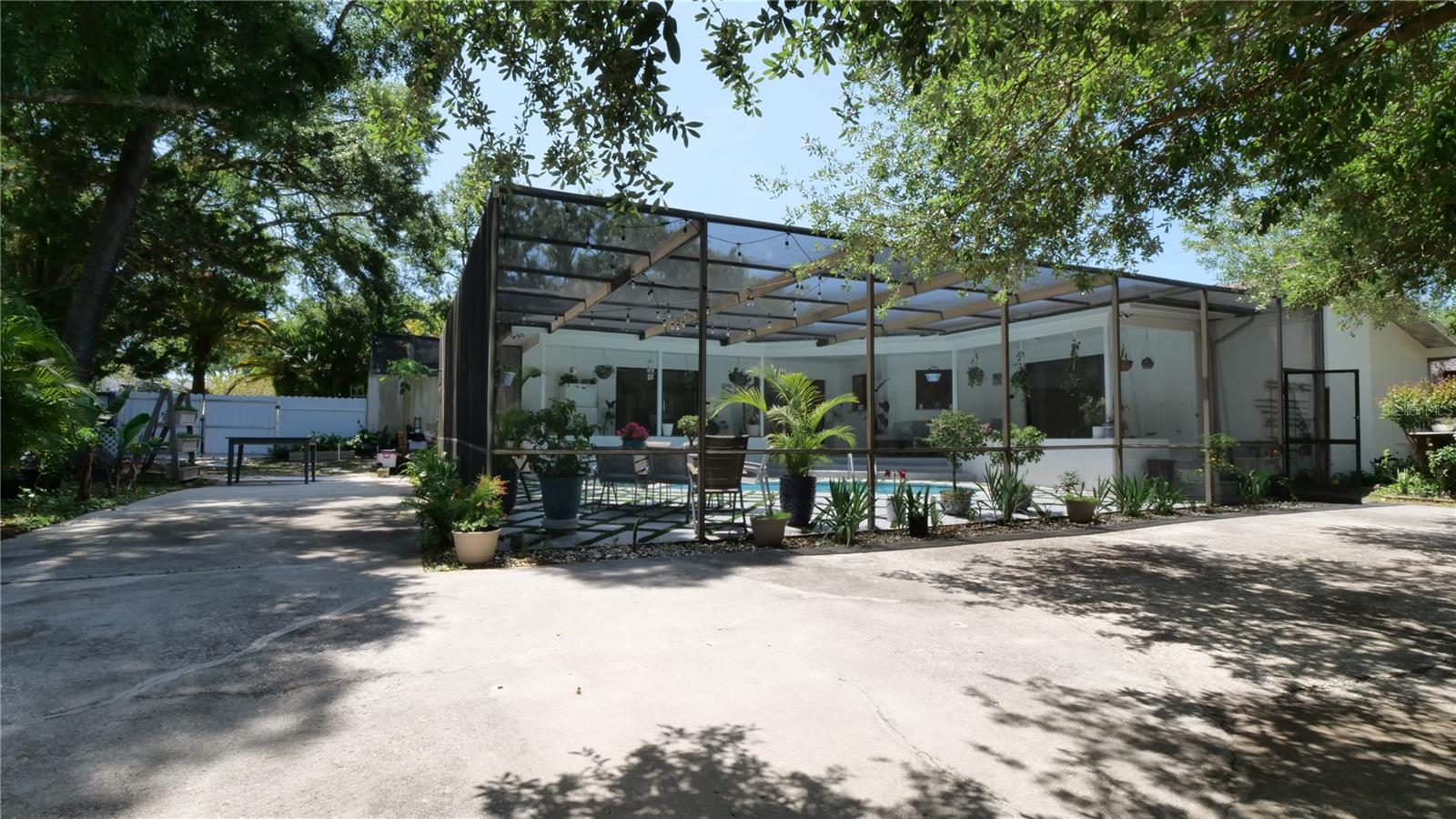 Image 31 of 57 For 1307 Normandy Circle