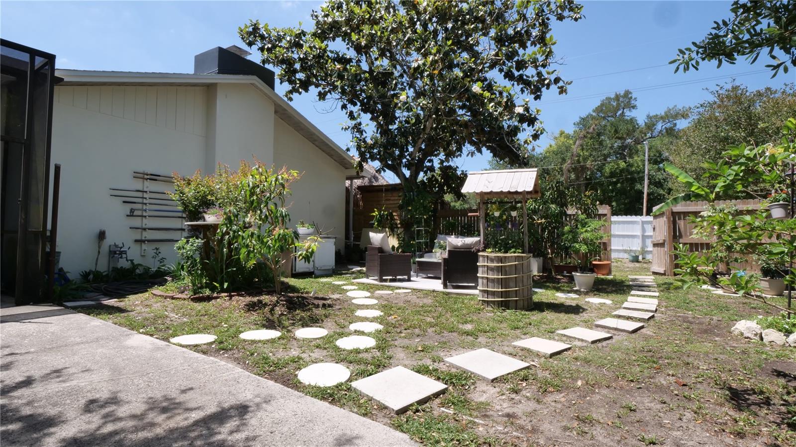 Image 33 of 57 For 1307 Normandy Circle