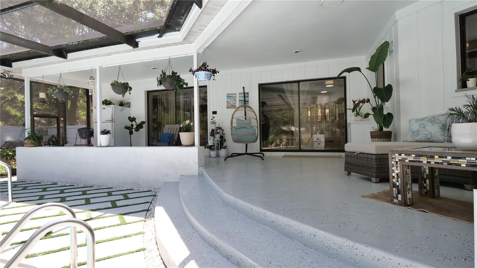 Image 46 of 57 For 1307 Normandy Circle