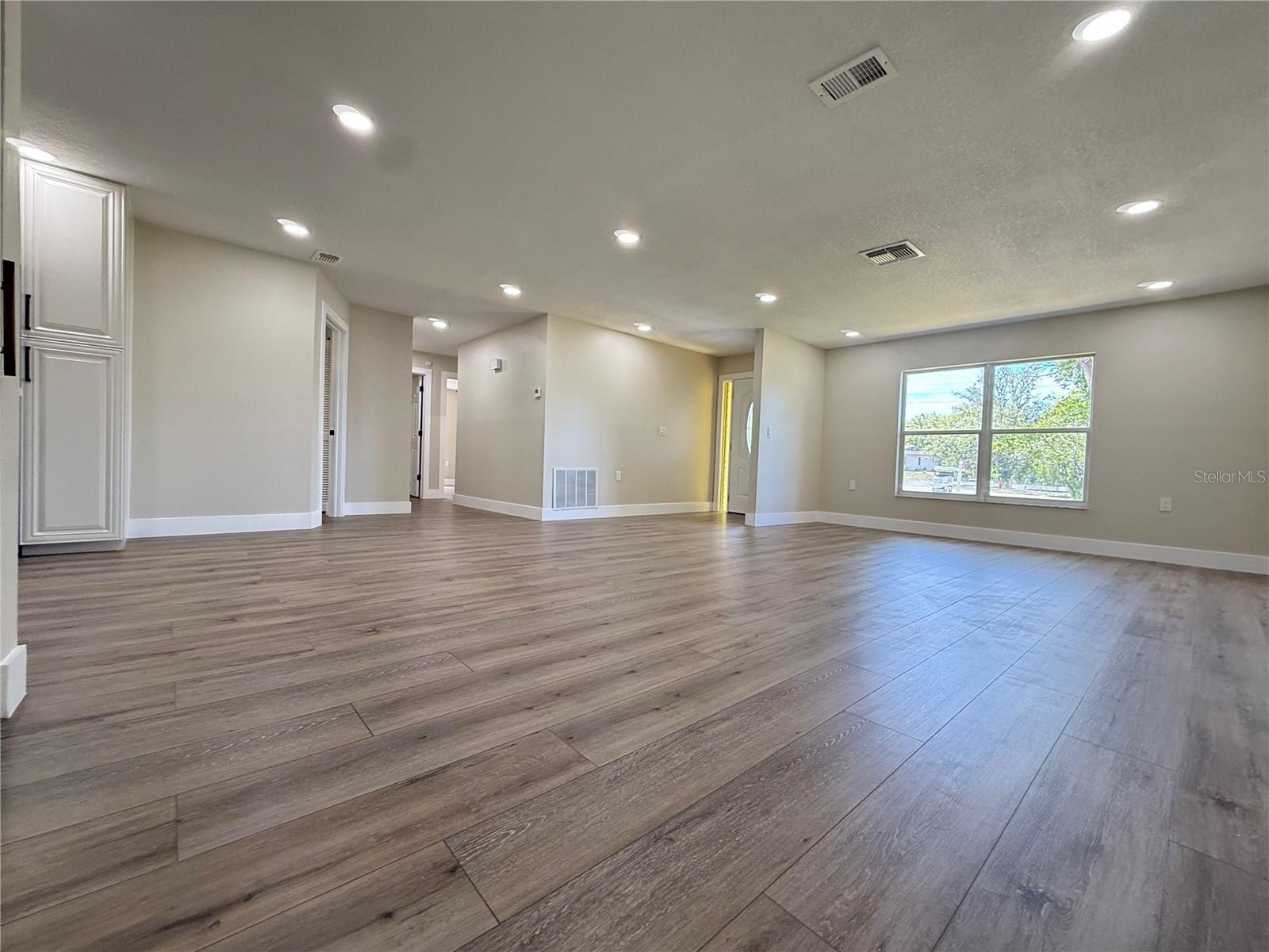 Image 10 of 58 For 10501 Hardwood Court