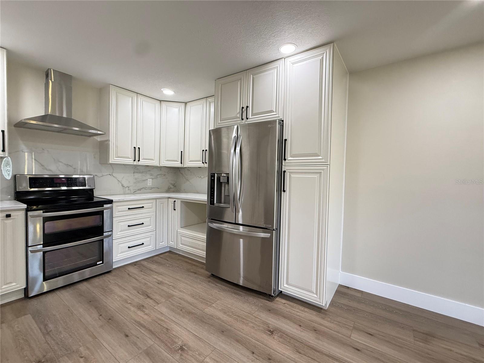 Image 13 of 58 For 10501 Hardwood Court