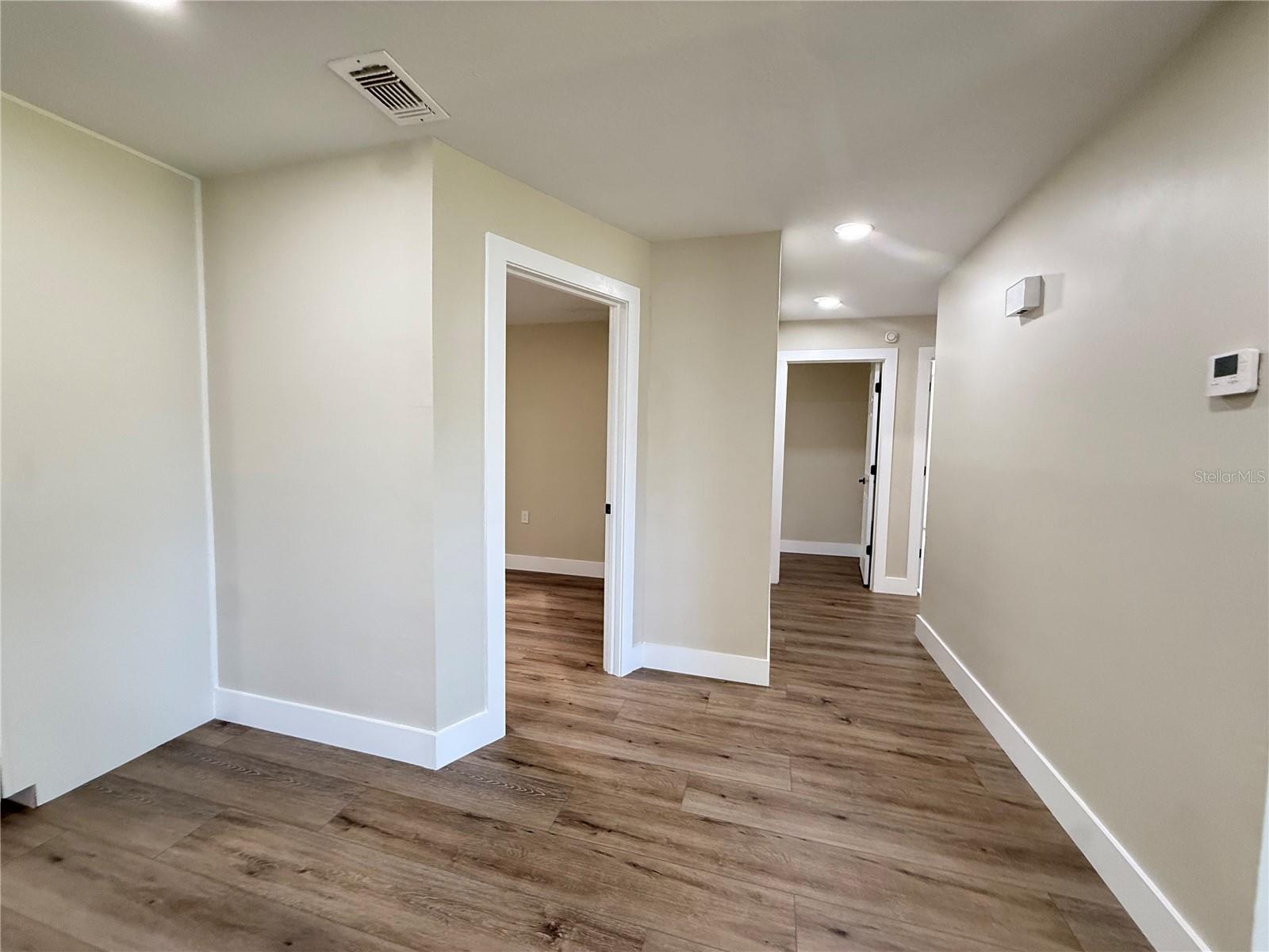 Image 15 of 58 For 10501 Hardwood Court