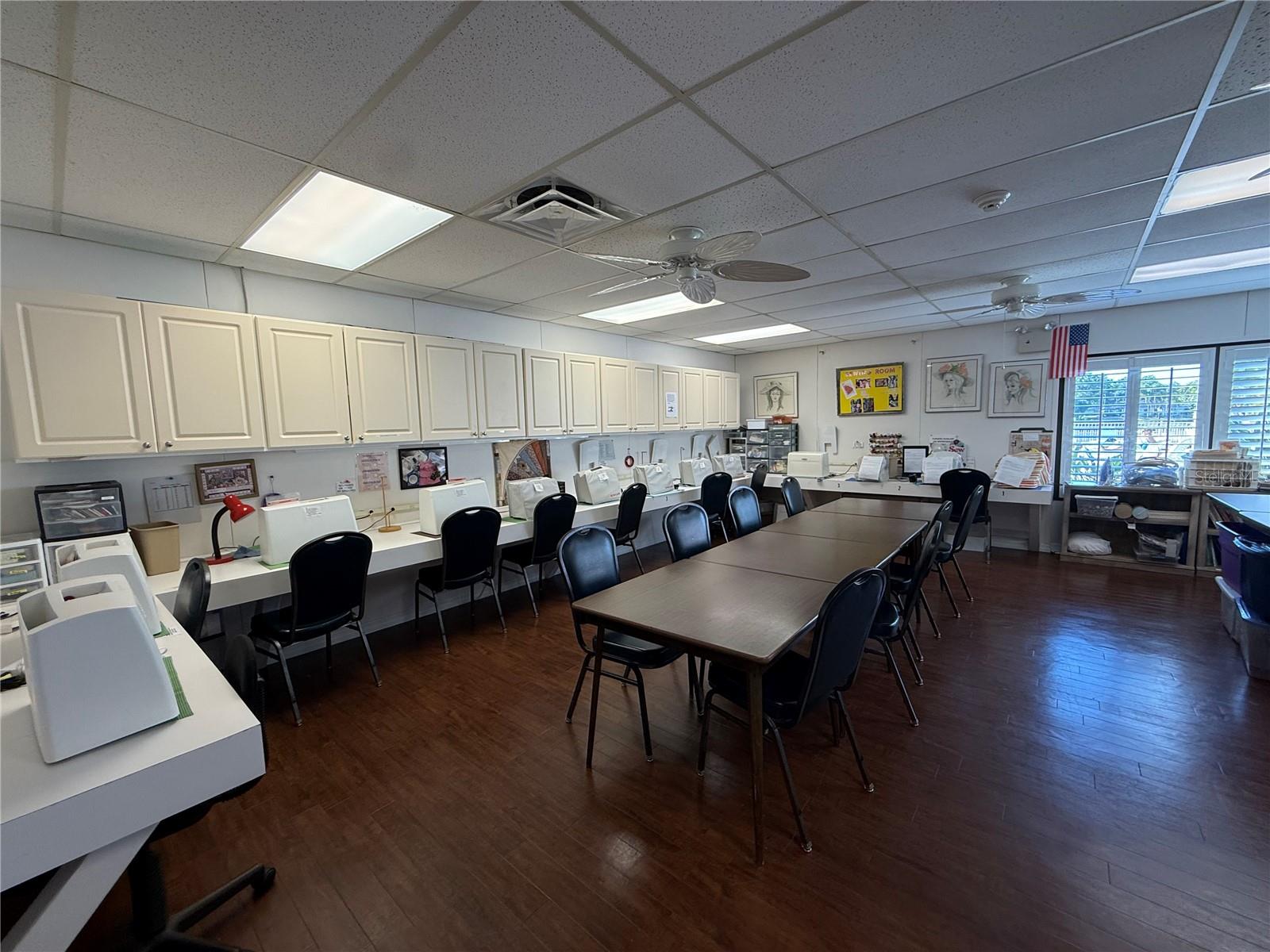 Image 45 of 58 For 10501 Hardwood Court