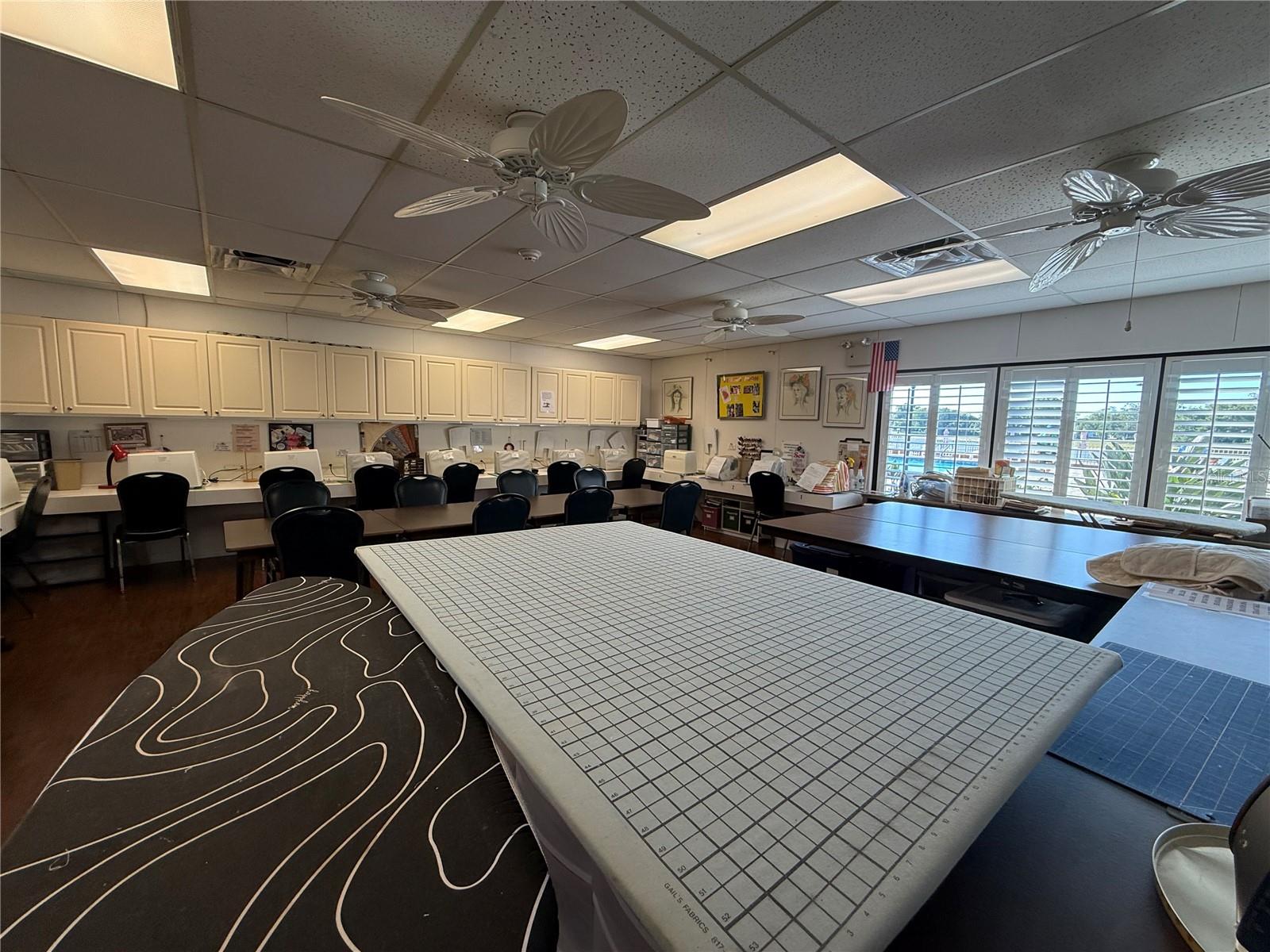 Image 46 of 58 For 10501 Hardwood Court