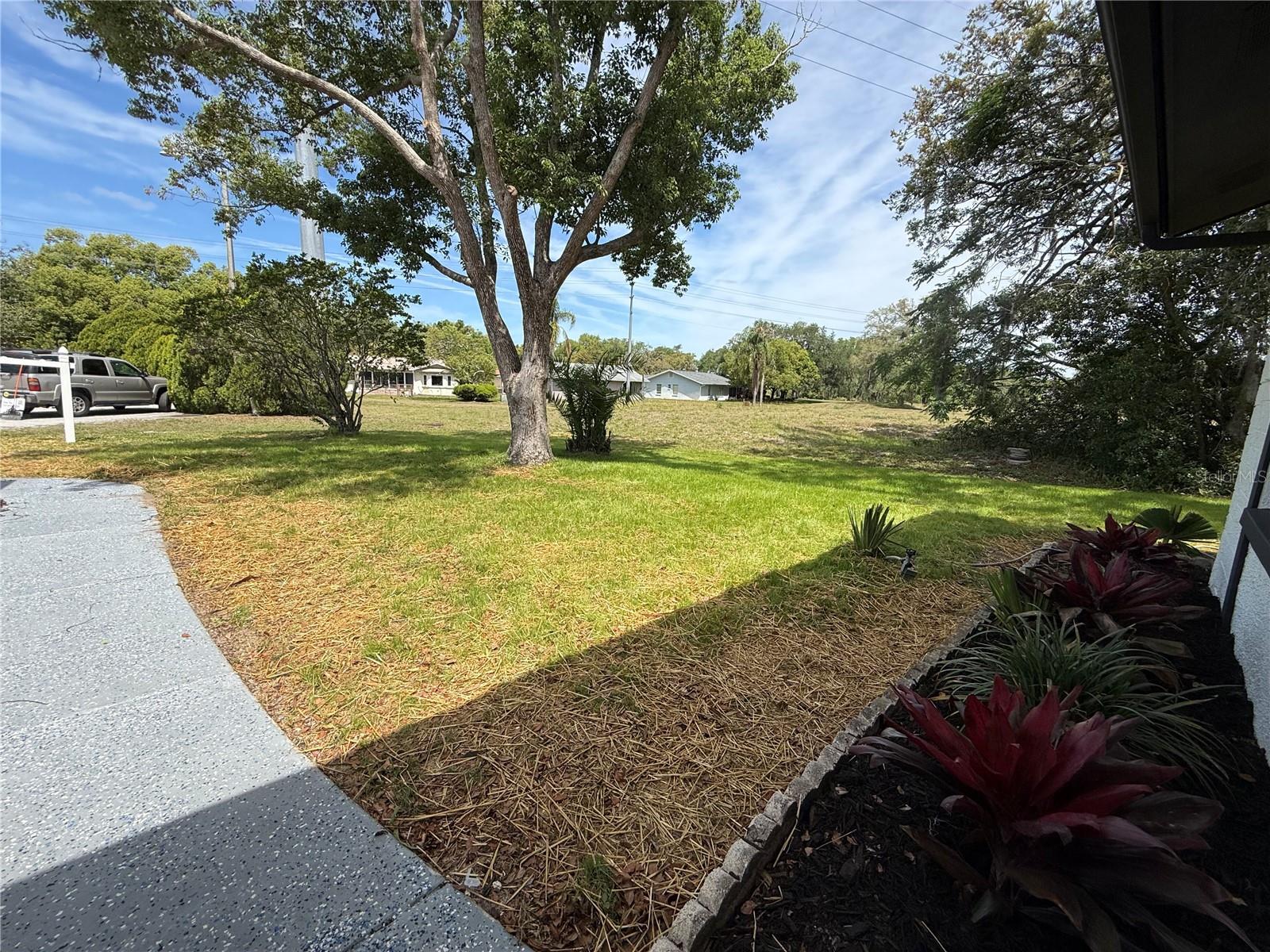 Image 6 of 58 For 10501 Hardwood Court